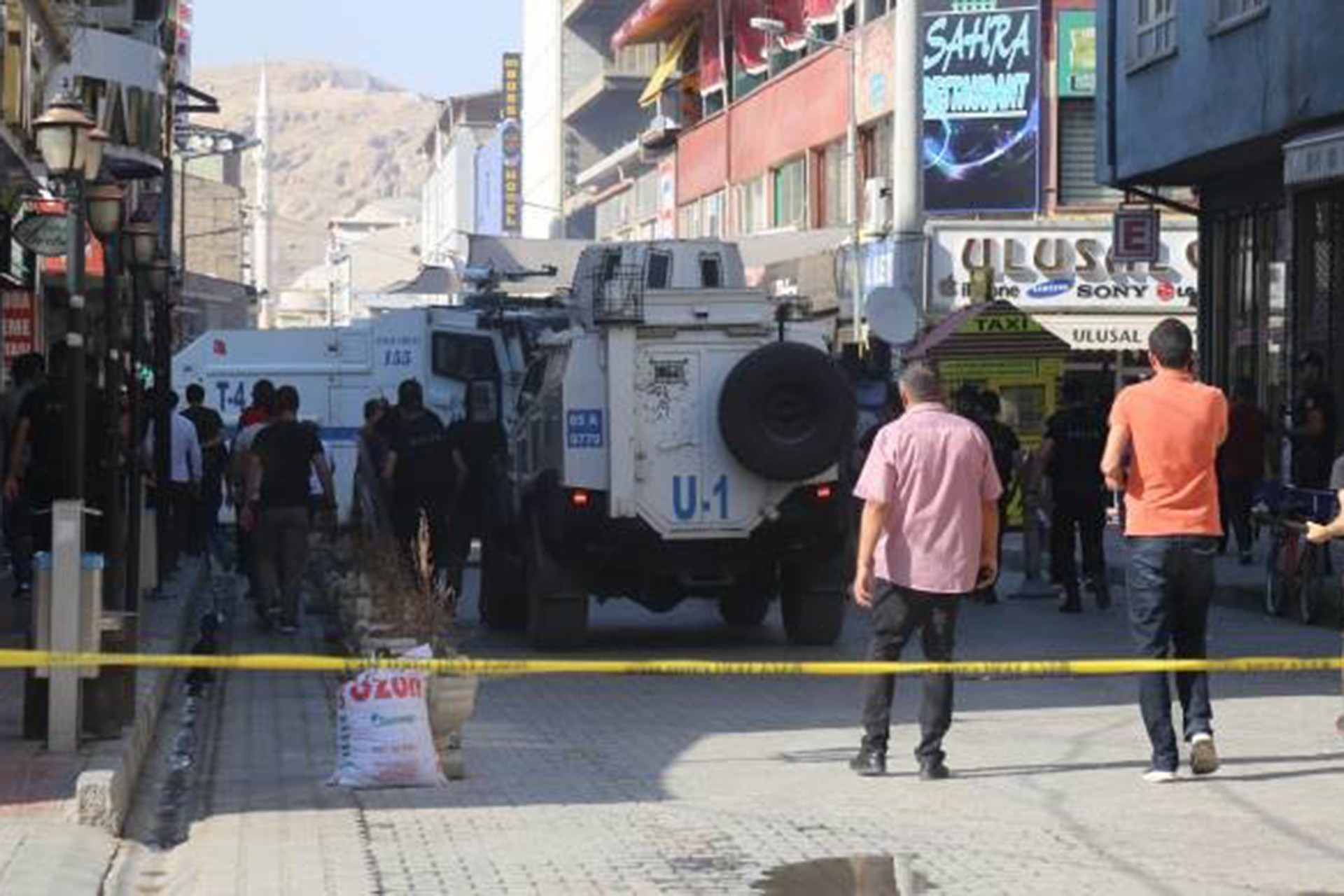 Adana ve Van'da eylem ve etkinlik yasağı yine uzatıldı