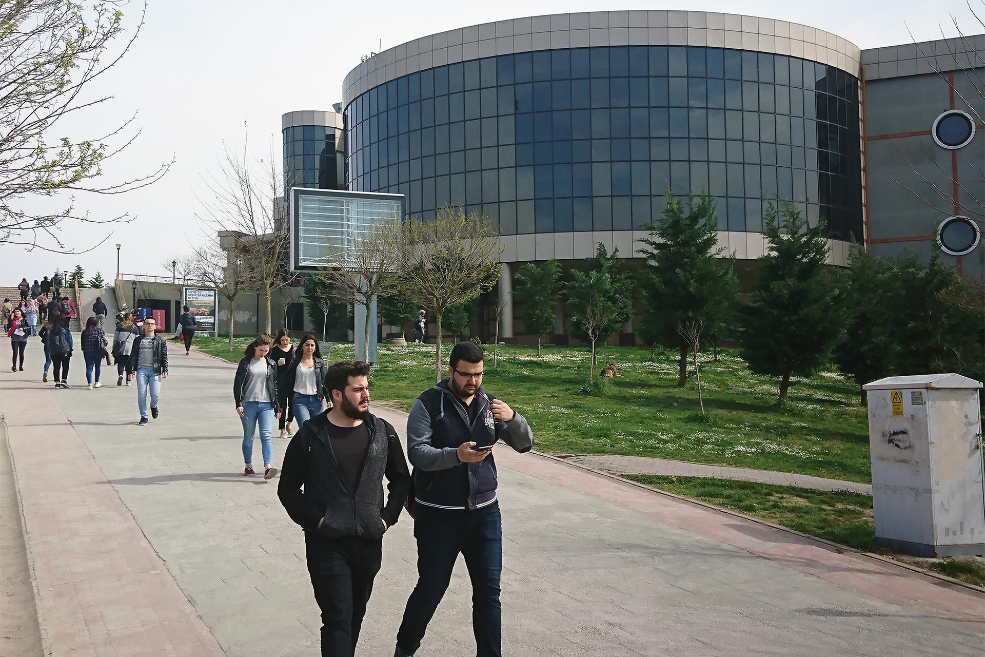 Kocaeli Üniversitesi’nde sistem çöktü, öğrenciler sınavlarına giremedi