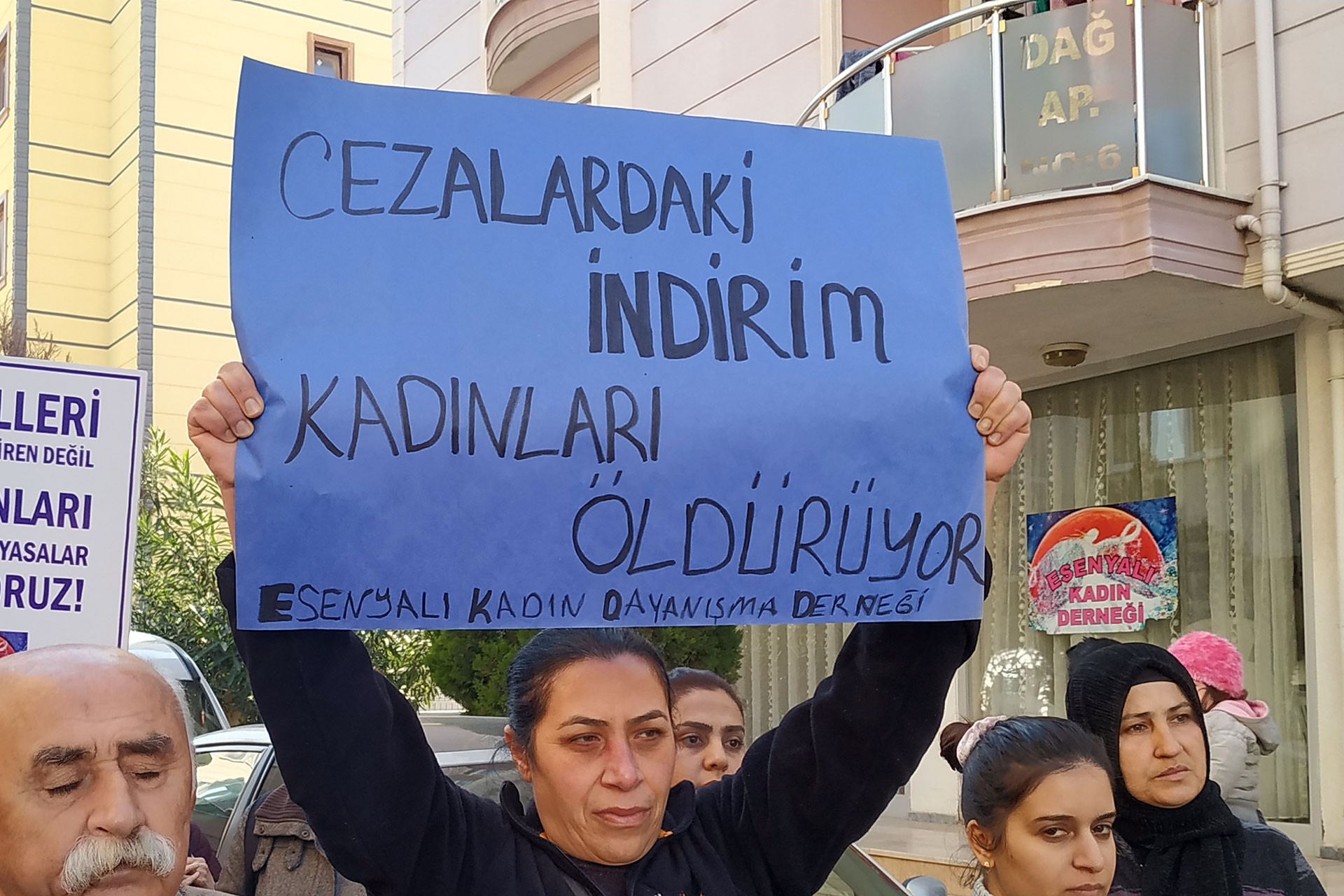 Ağrı'da 10 gün içerisinde iki kadın şüpheli şekilde hayatını kaybetti