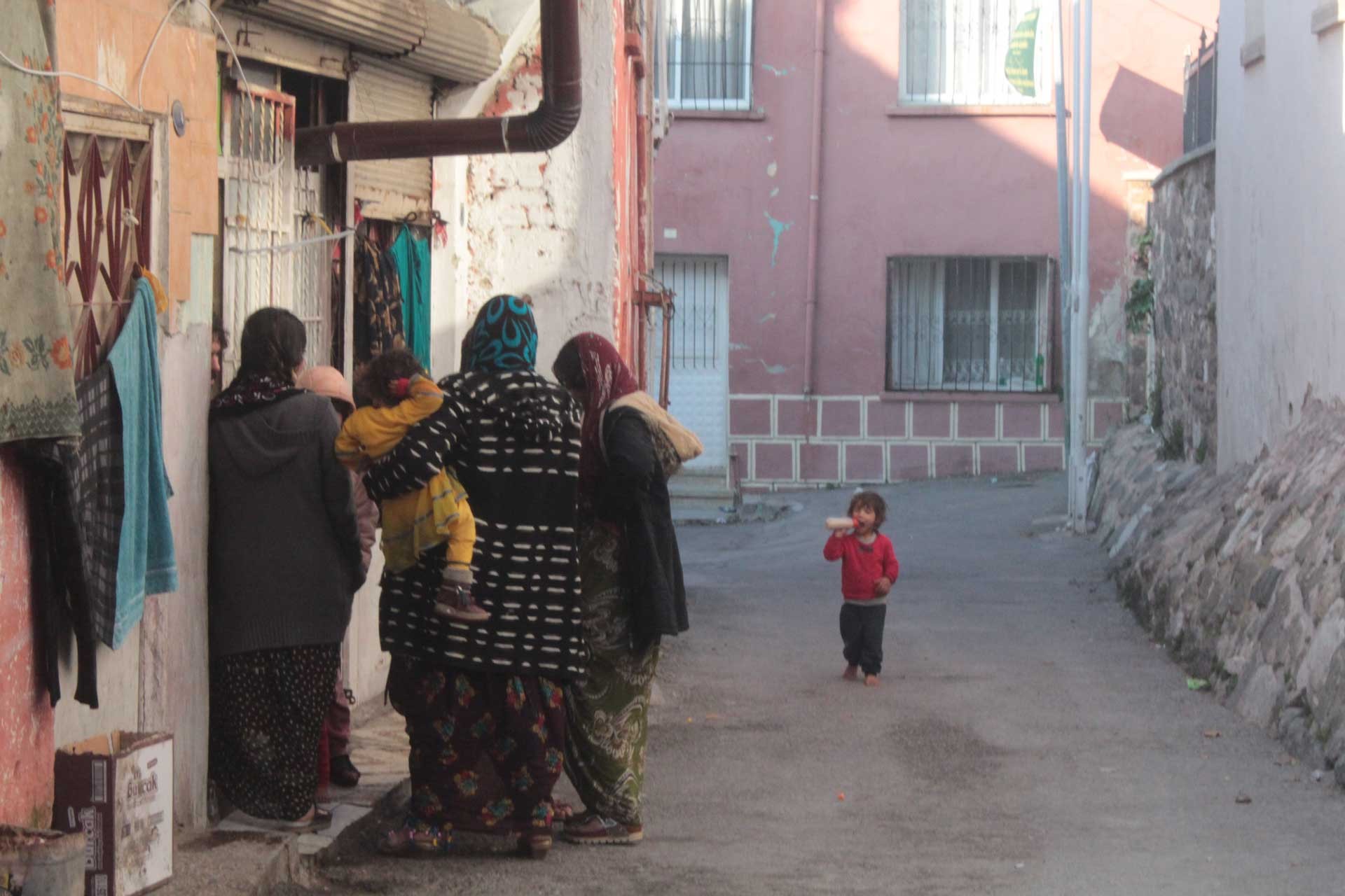 Basmane'nin arka sokaklarındaki tarihi binalar