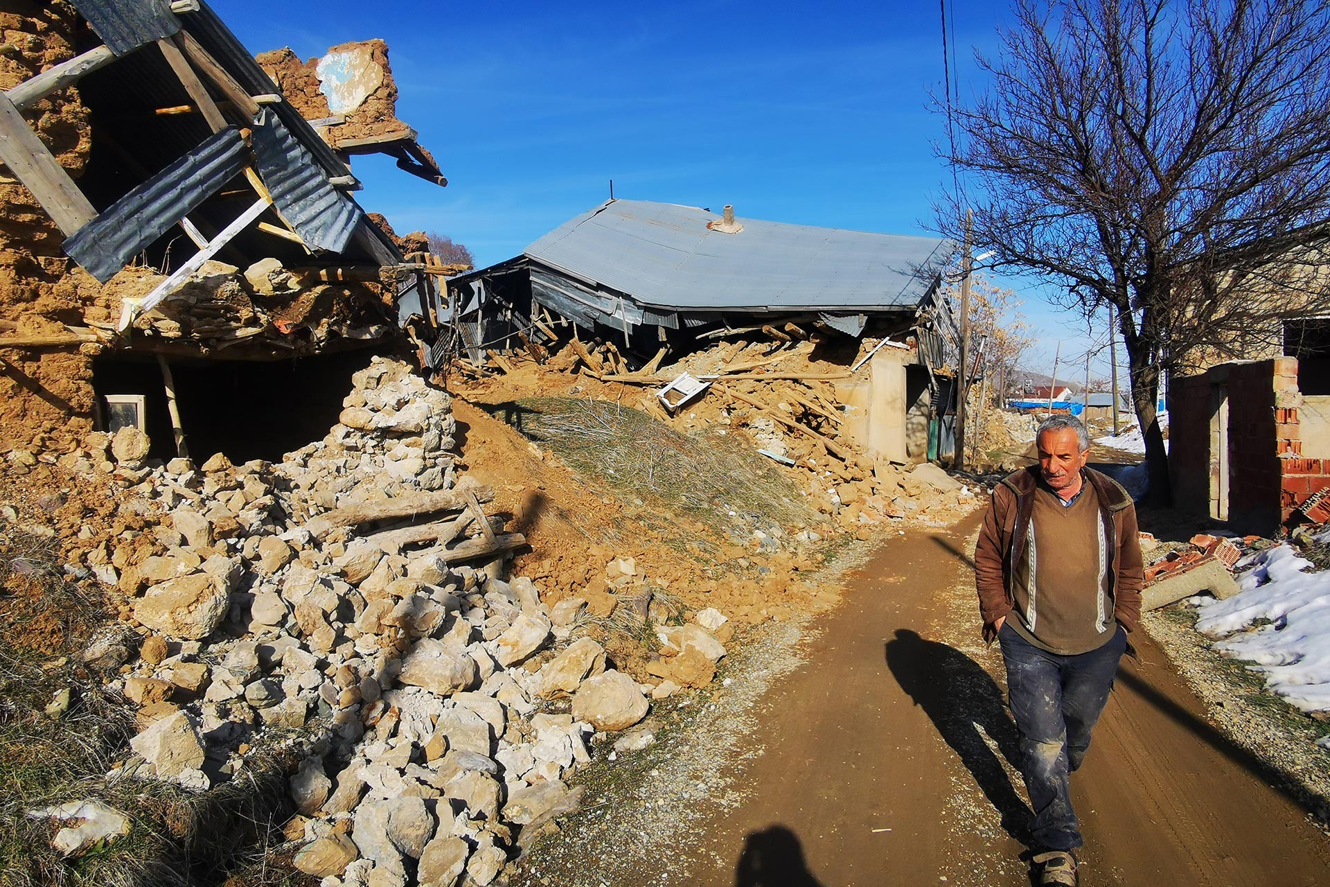 Elazığ'da Sivrice köylerinin ahvali: Burası Türkiye haritasından silinmiş gibi