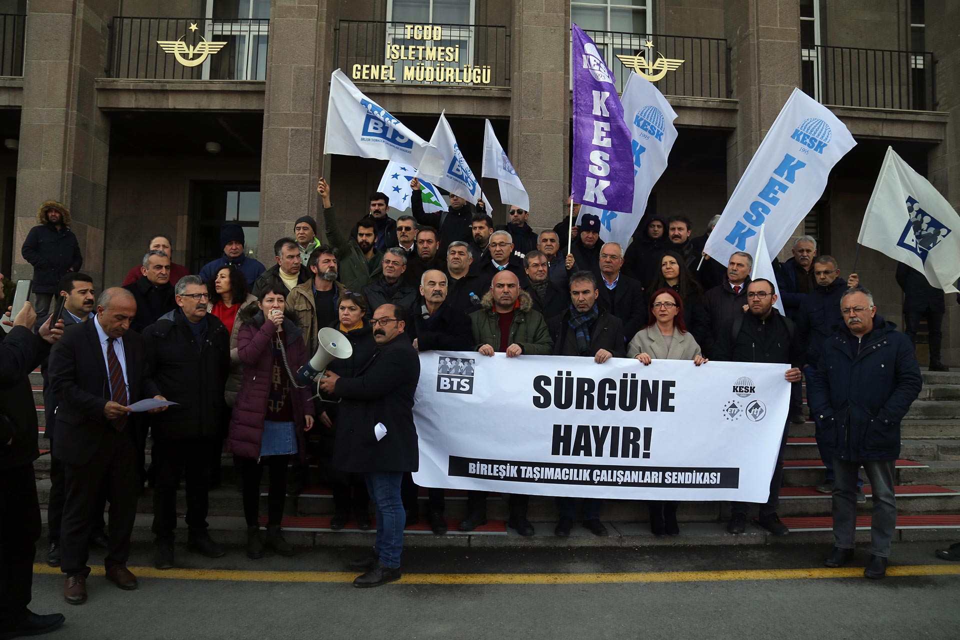 TCDD kadın sendikacıyı 8 Mart’ta sürgün etti