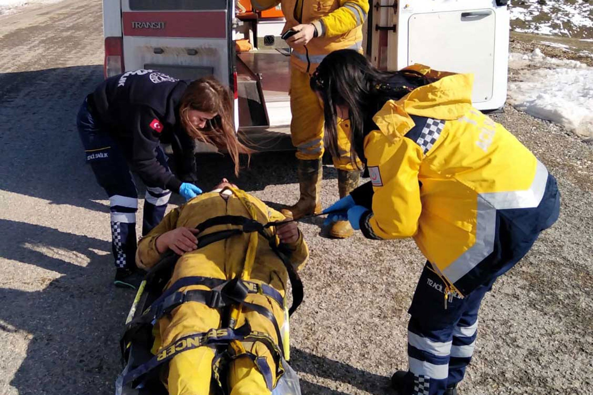 Kayseri'de iş kazası: Maden ocağında sıkışan işçi yaralandı