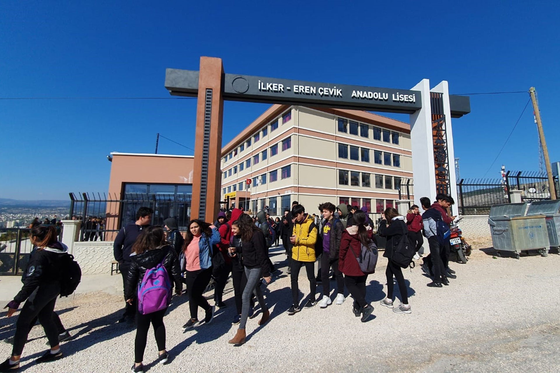 YKS’ye girecek öğrenciler için 18- 19 Mayıs’ta nüfus müdürlükleri açık olacak