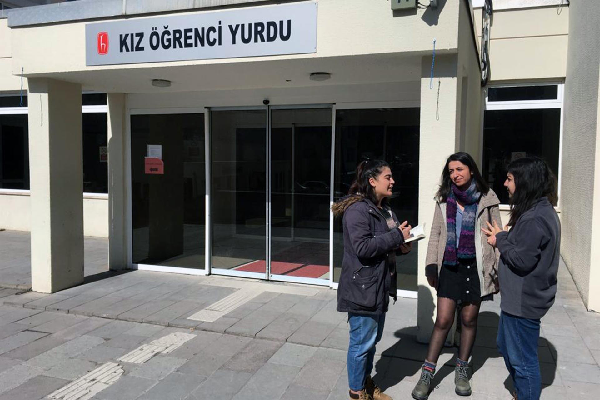 Hacettepe, intörnlerin ücretsiz yurt talebini kabul etti