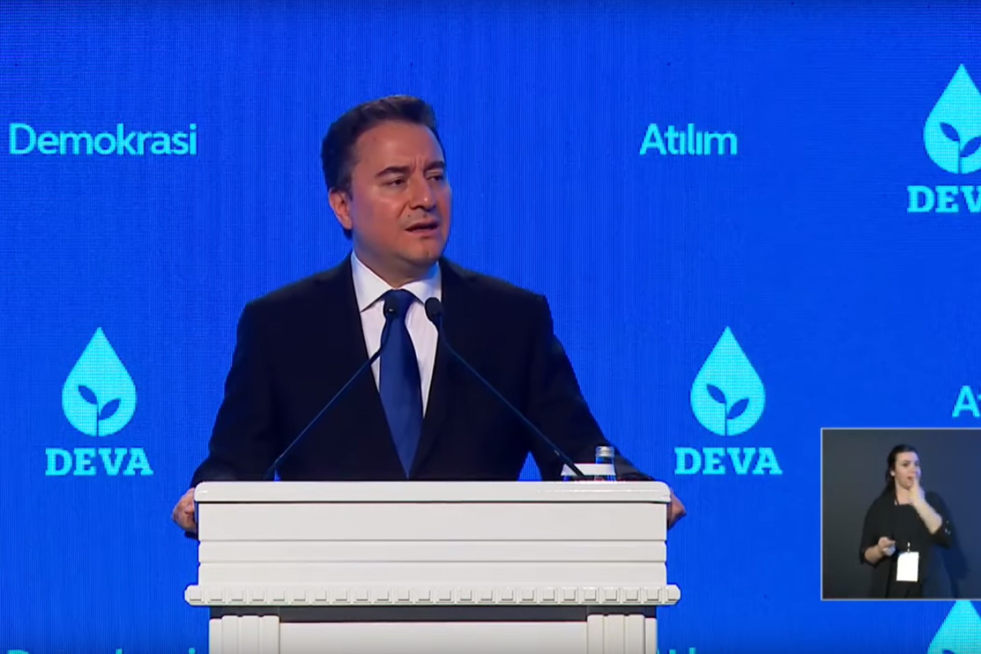 Ali Babacan yeni partisi DEVA'yı tanıttı