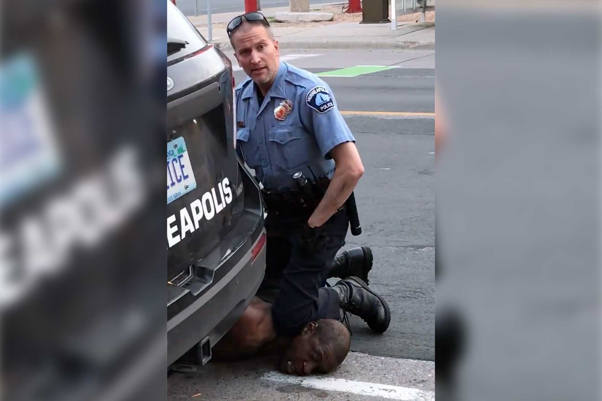 George Floyd'un öldürüldüğü Minneapolis'teki polis departmanı kapatılacak