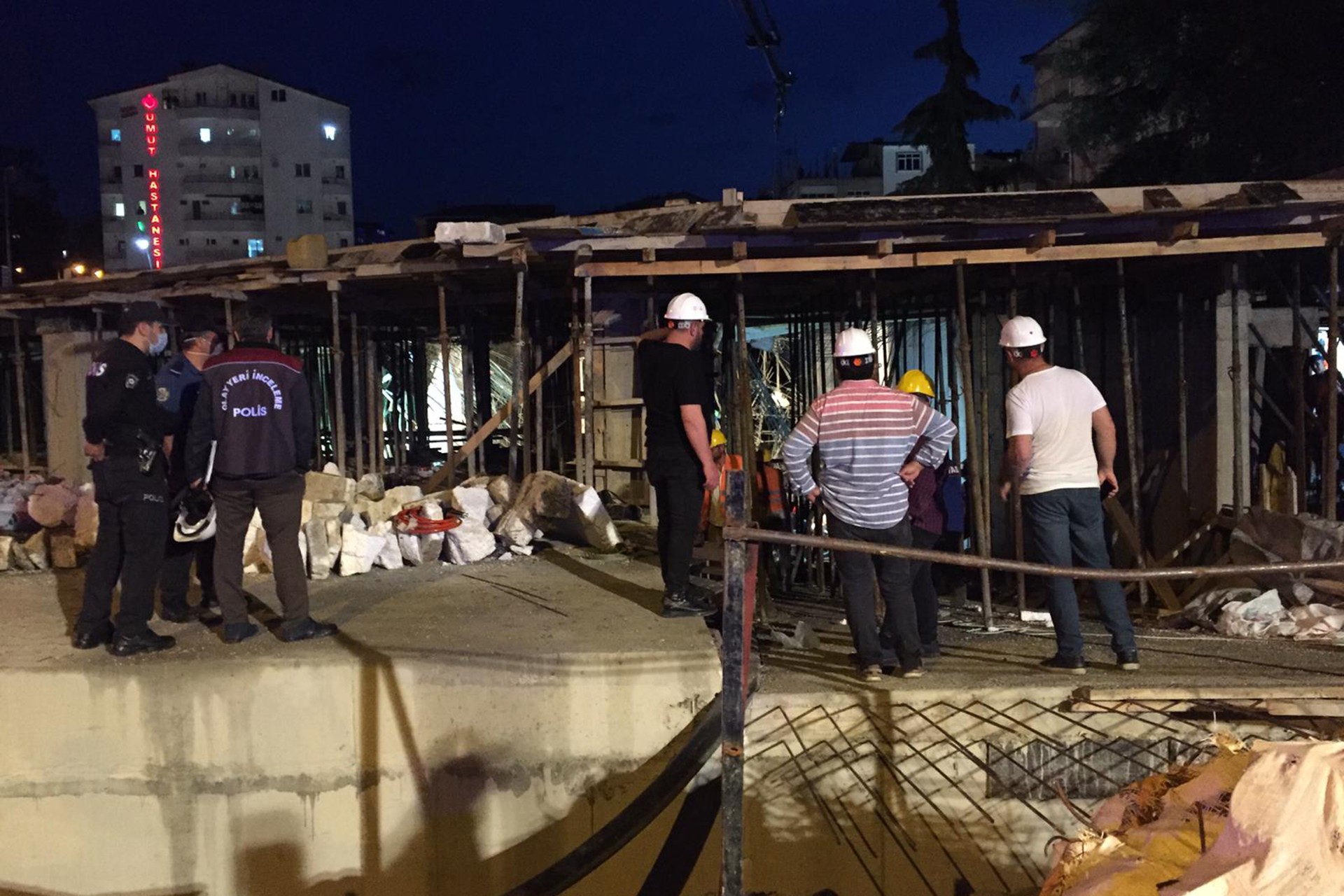 Ordu'da otel inşaatı çöktü: Bir işçi hayatını kaybetti, sekiz işçi yaralandı