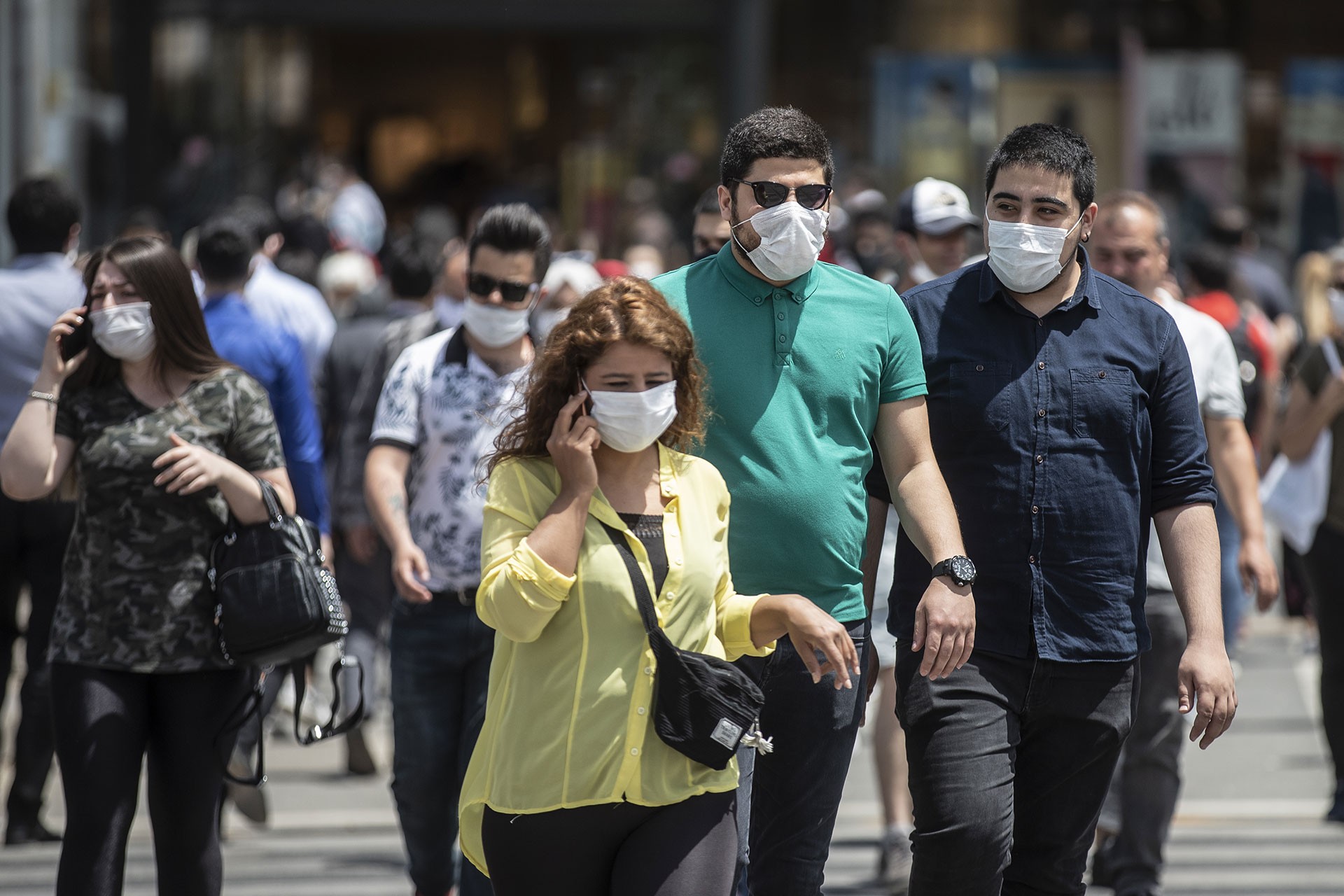 İstanbul, Ankara ve Bursa'da maske takma zorunluluğu getirildi