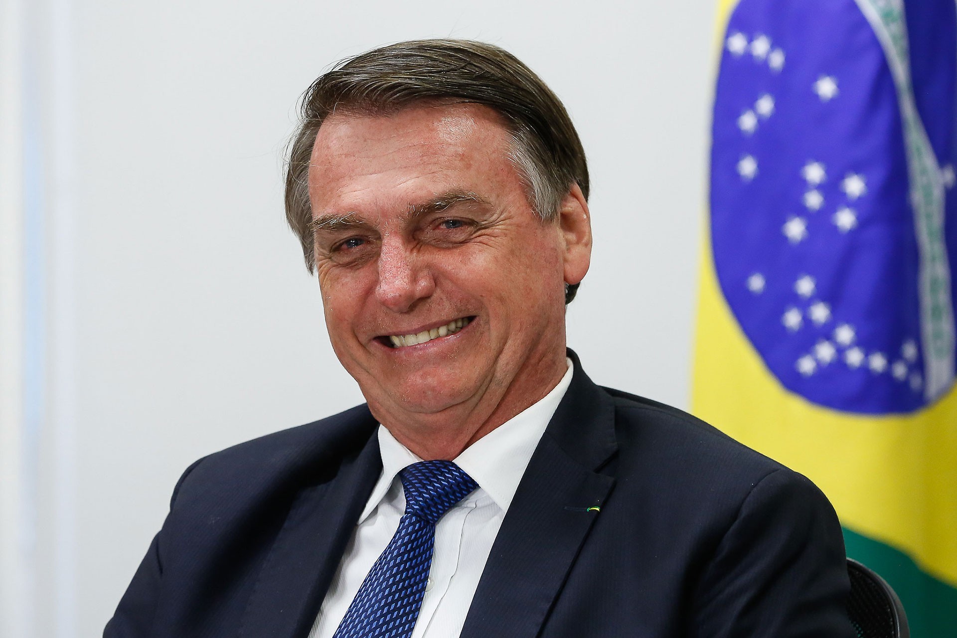 Brezilya'da Devlet Başkanı Bolsonaro'nun 9 suçla itham edildiği rapor parlamentoda onaylandı