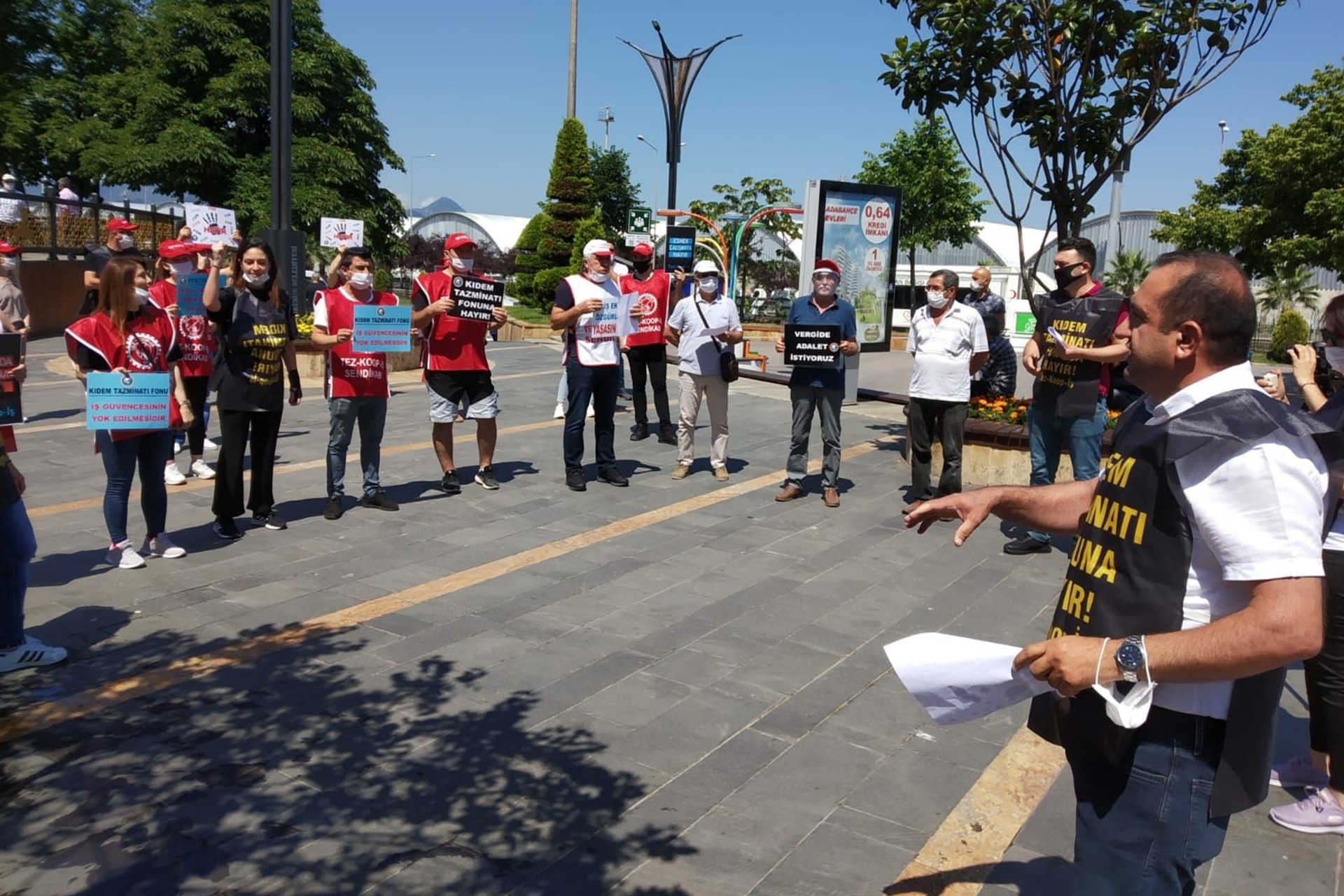 Giresun'da Türk-İş'in çağrısıyla basın açıklaması yapıldı.