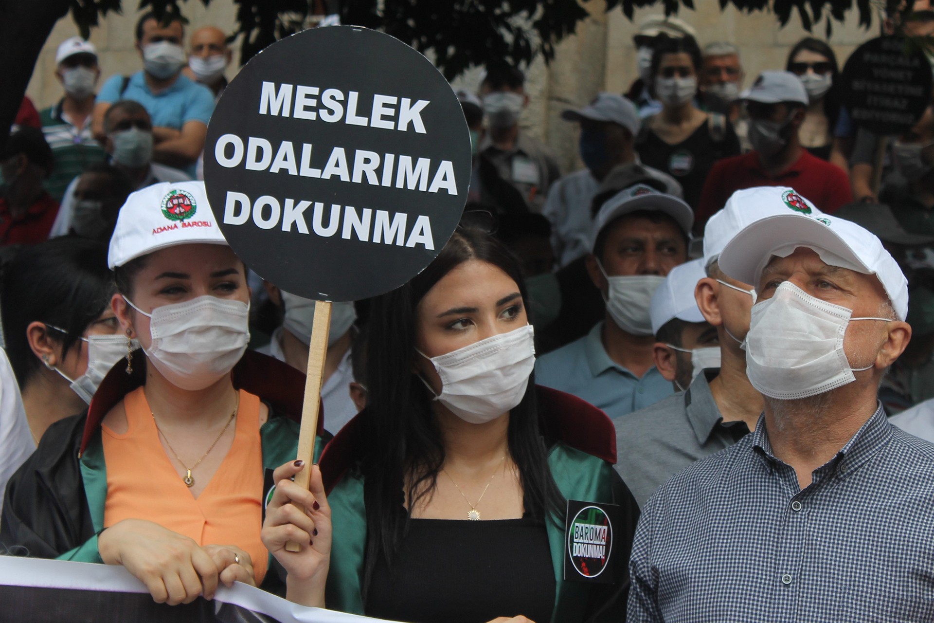 “Çoklu Baro” teklifi bugün komisyona geliyor: Savunmanın sesi yasa geçmeden kısılıyor