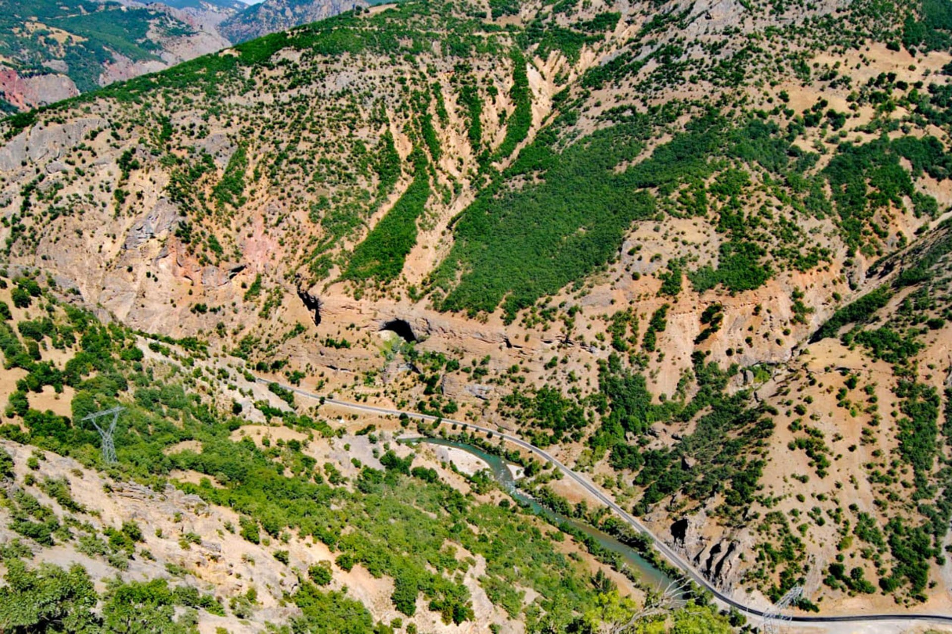 Dersim genelinde 29 bölge geçici özel güvenlik bölgesi ilan edildi