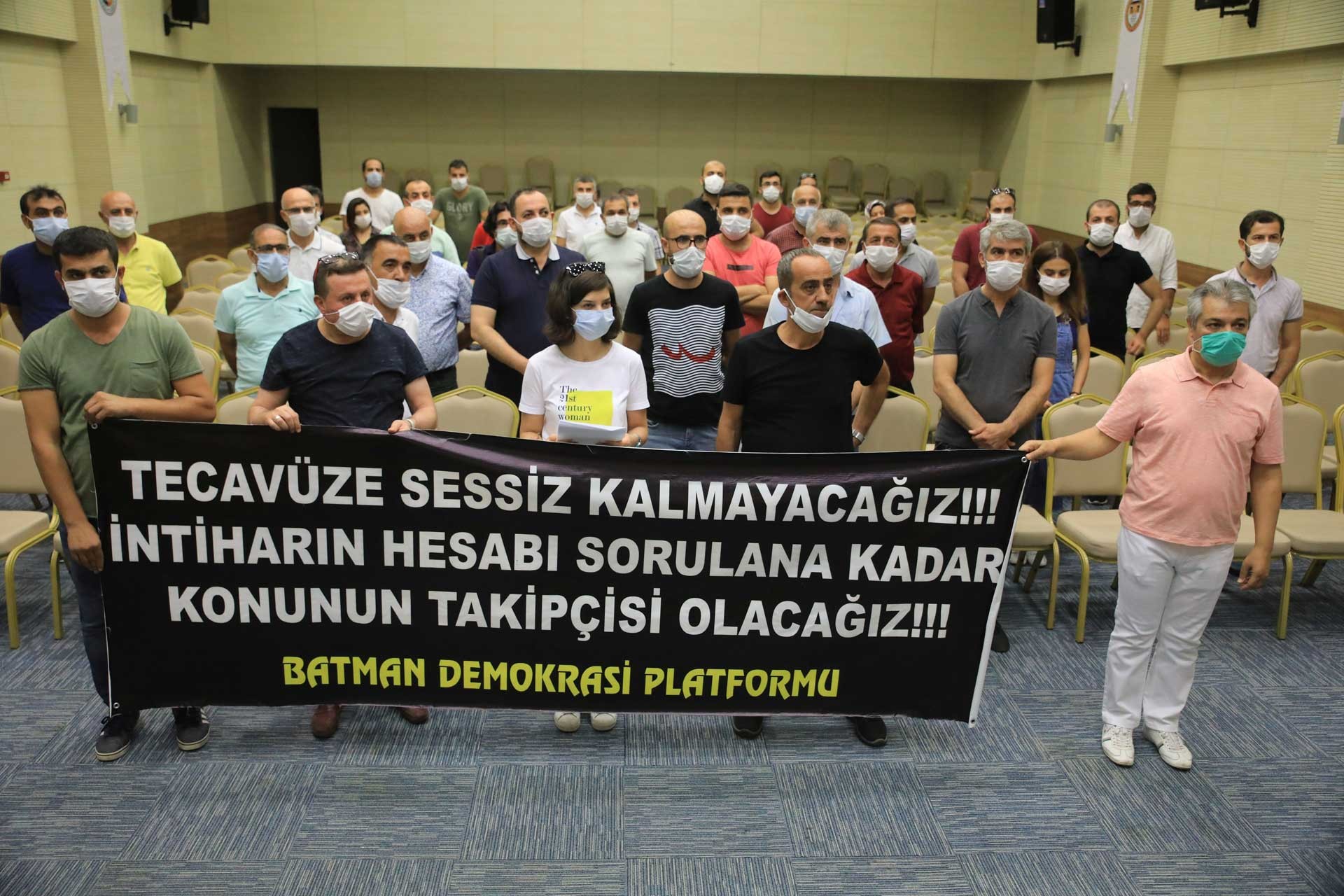 Batman'da tevacüzle suçlanan uzman çavuşun bırakılmasına tepki