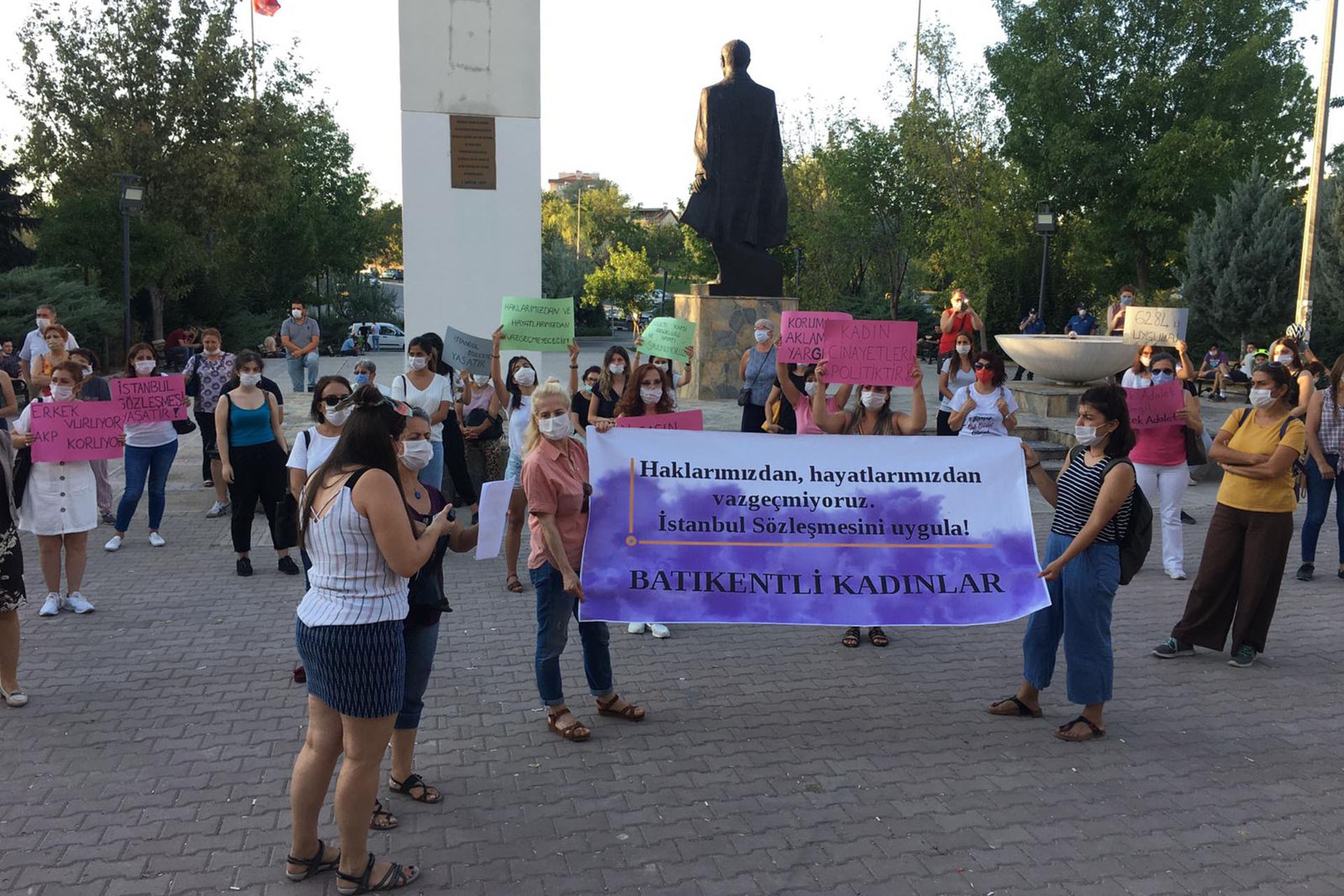 Batıkentli kadınlar açıklama yapıyor