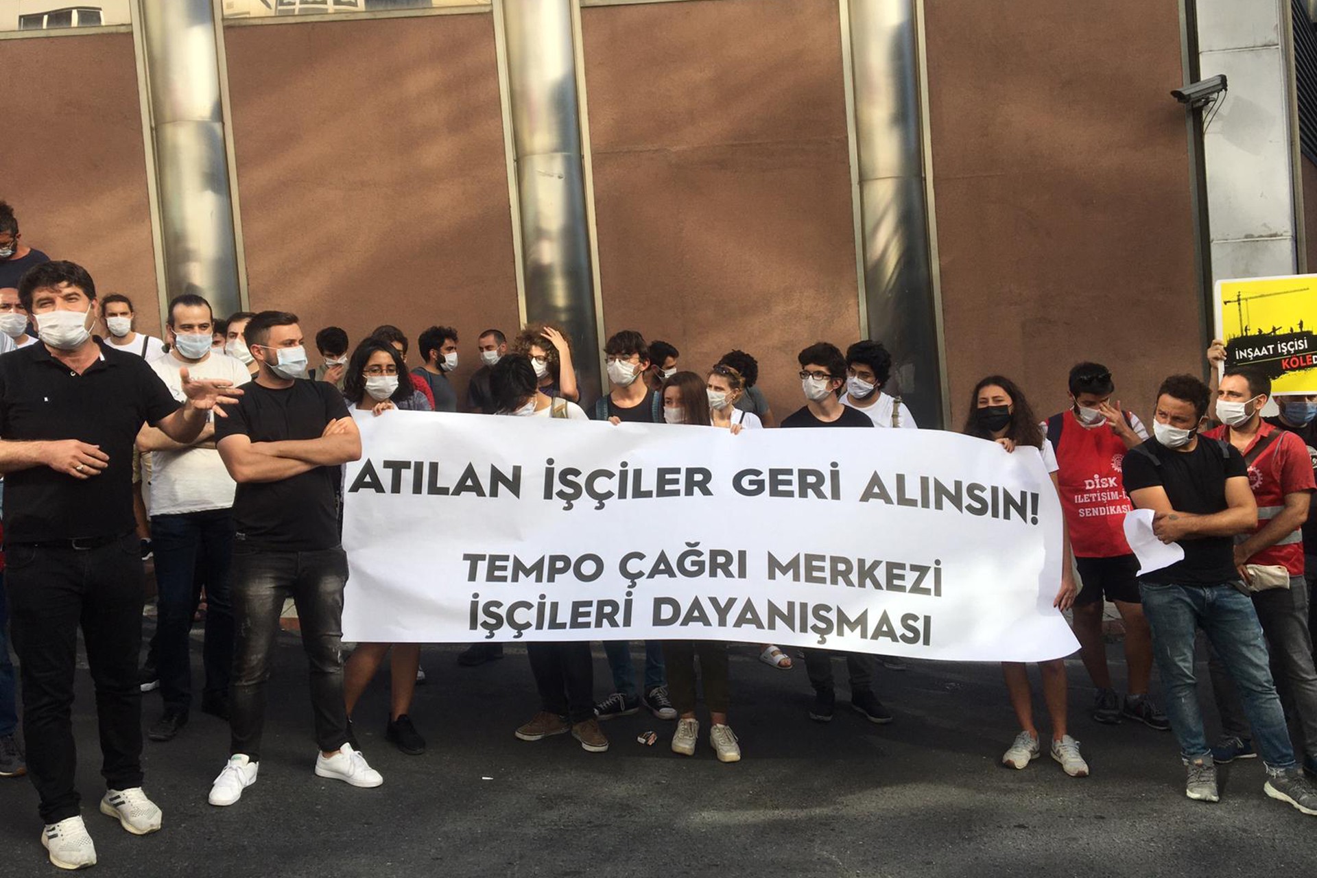 Tempo Çağrı Merkezi işçileri: Haklarımızdan vazgeçmeyeceğiz