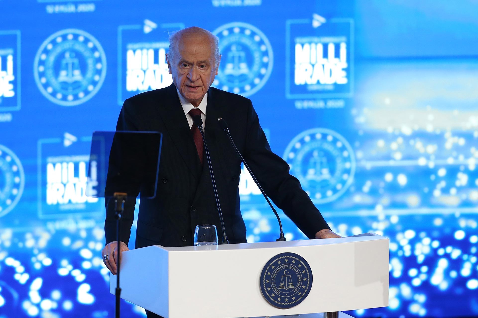 Bahçeli bir kez daha Türk Tabipleri Birliğini hedef aldı