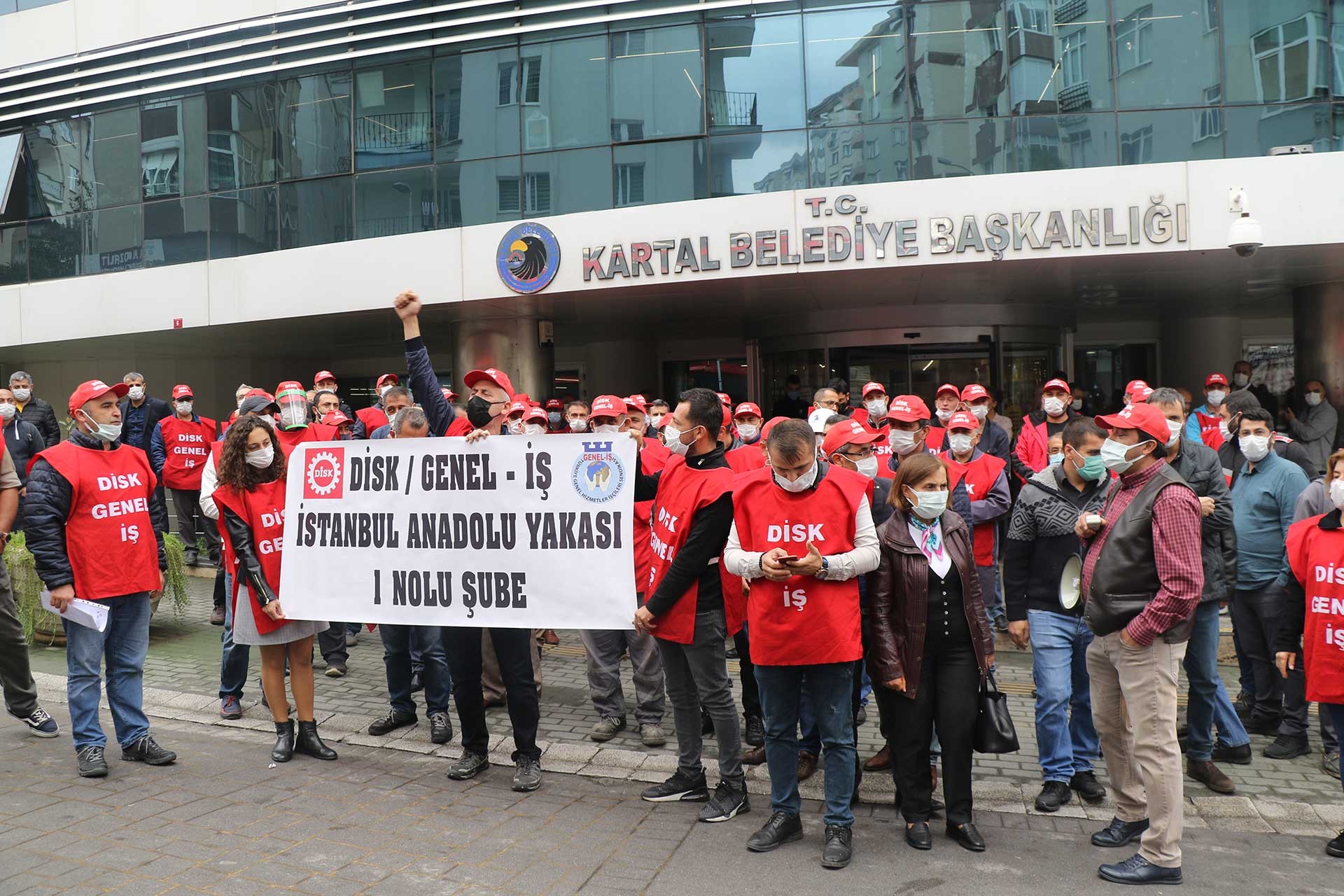 Kadıköy Belediyesinde anlaşma sağlanmazsa greve çıkılacak