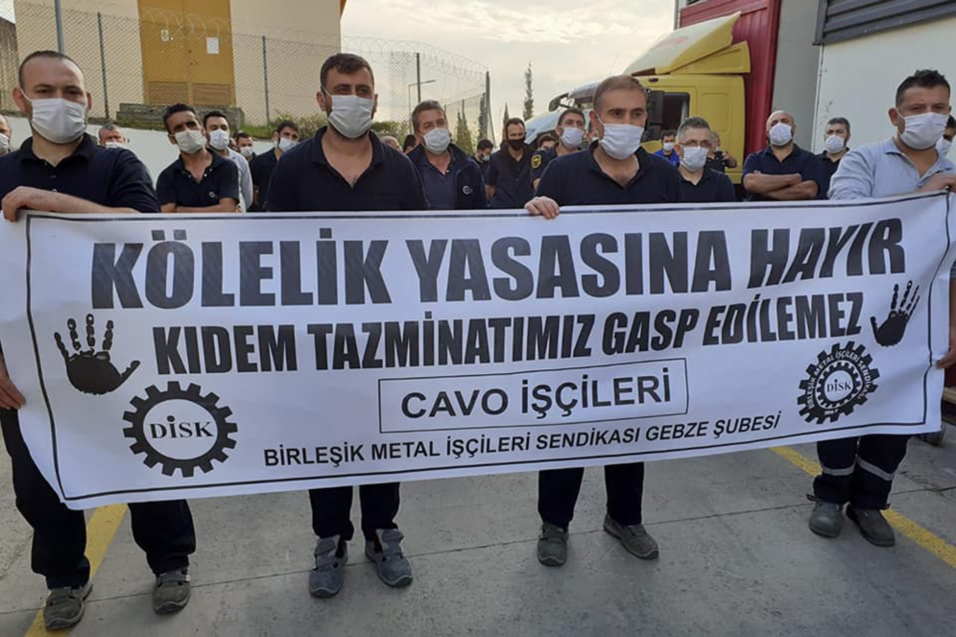 Kıdem tazminatı da dahil emekçilerin pek çok hakkına saldırı içeren teklif TBMM'de