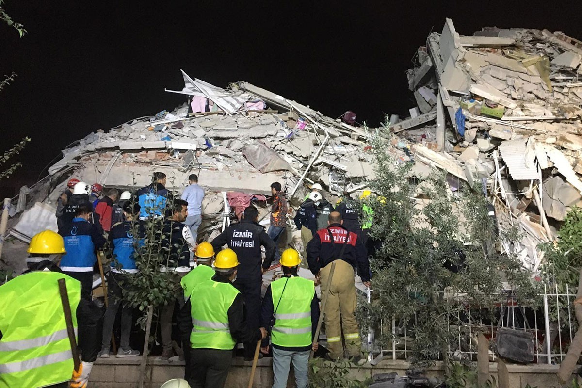 Somalı madenciler İzmir'de arama kurtarma çalışmalarına katıldı