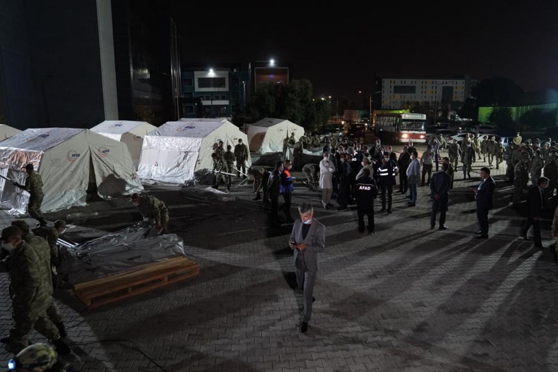 TTB: Deprem bölgesinde pandemi koşullarına uygun barınma imkanı sağlanmalı