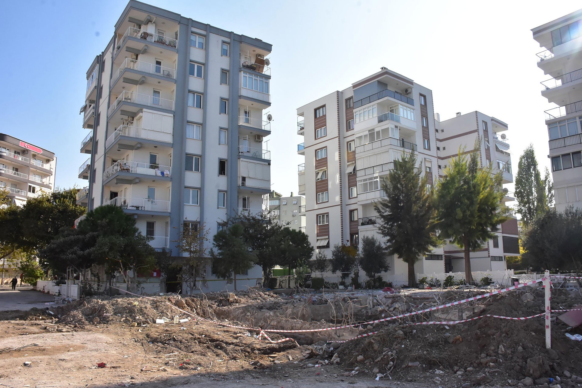 İzmir depreminde 11 kişinin yaşamını yitirdiği Yağcıoğlu Apartmanı davası başladı