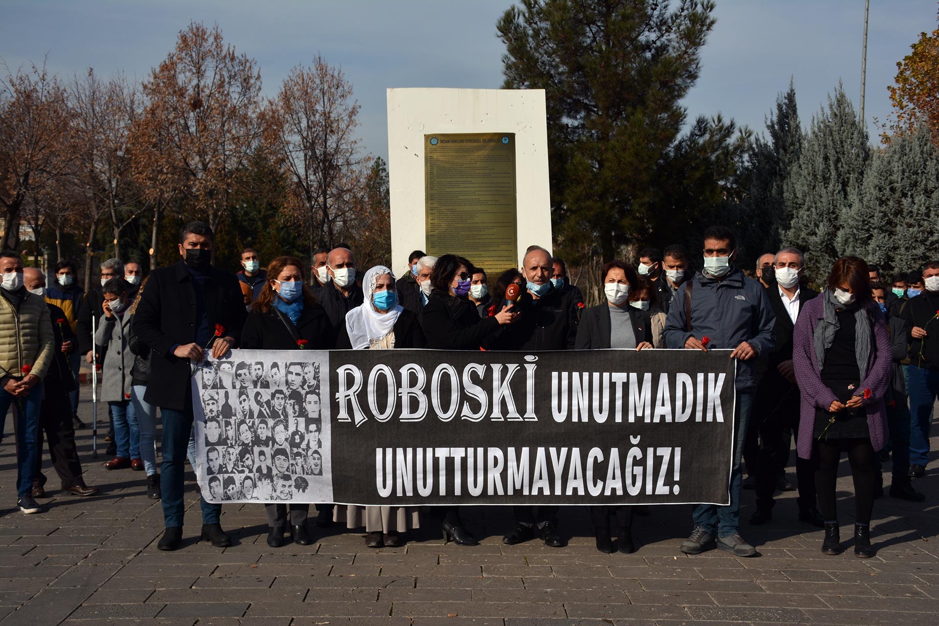 Katliamın 9. yılında Roboskî anmaları: Roboskî yüzünüzün karasıdır