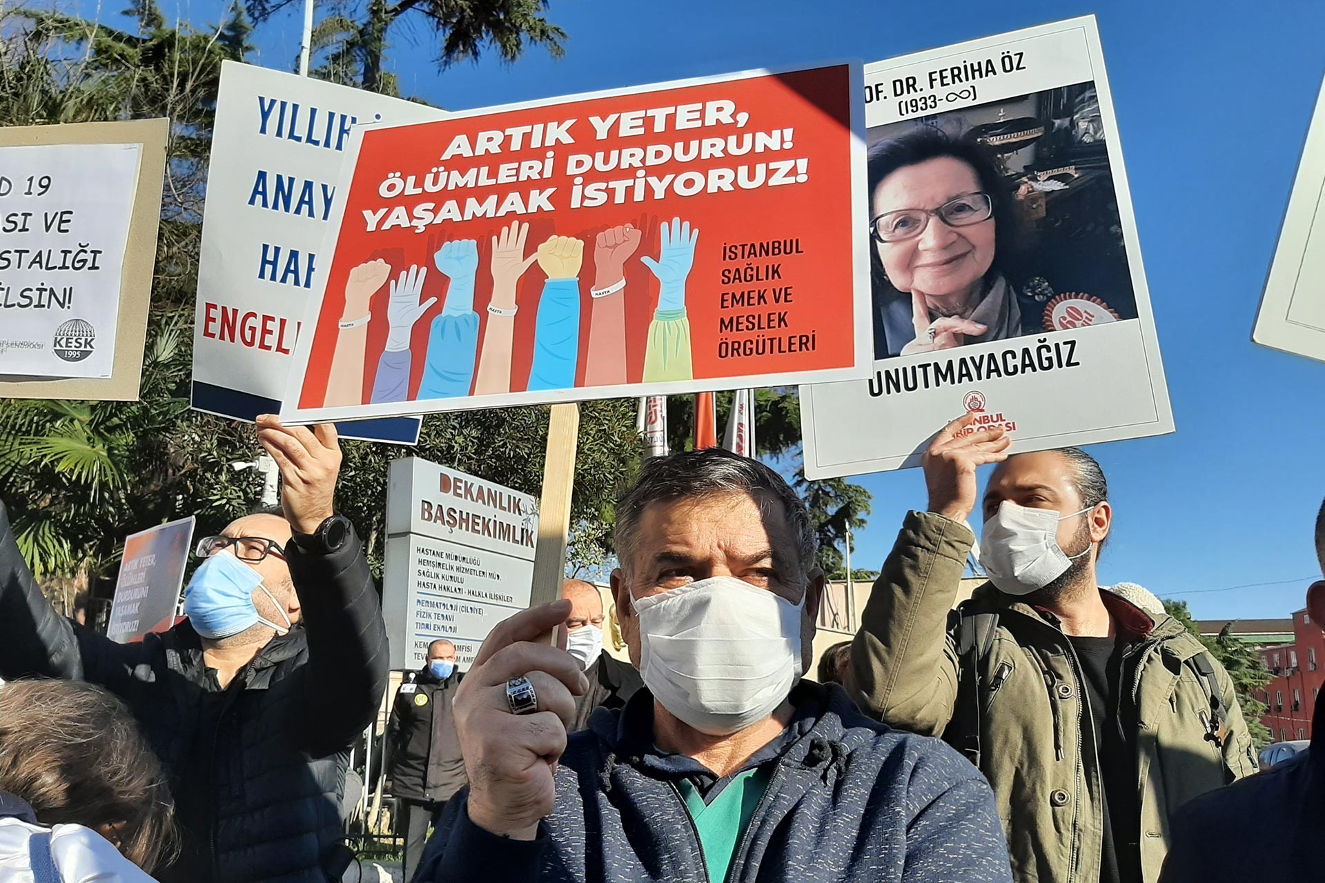 Sağlık çalışanları eylemde: Öfkeliyiz çünkü tükendik, çünkü ölüyoruz