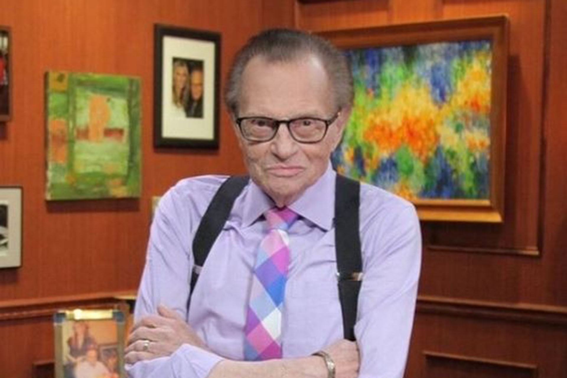 Ünlü televizyoncu Larry King hayatını kaybetti