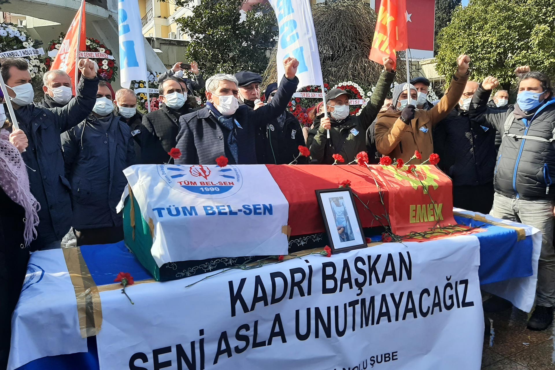 Emek Partisi Esenyurt İlçe Başkanı Kadri Kılıcı, yoldaşları tarafından uğurlandı