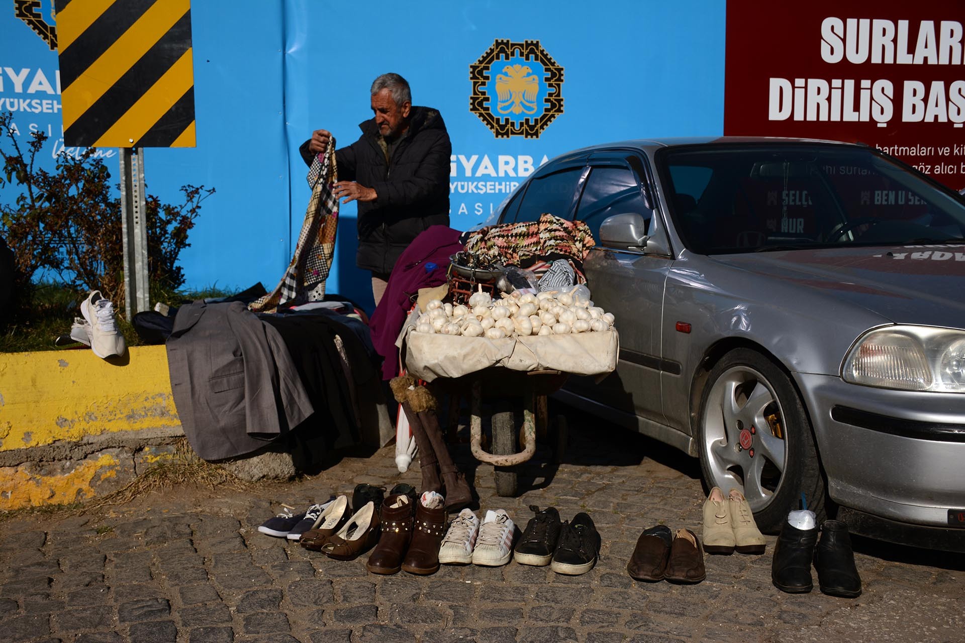 Diyarbakır’da el arabasında yoksulluğun çehresi