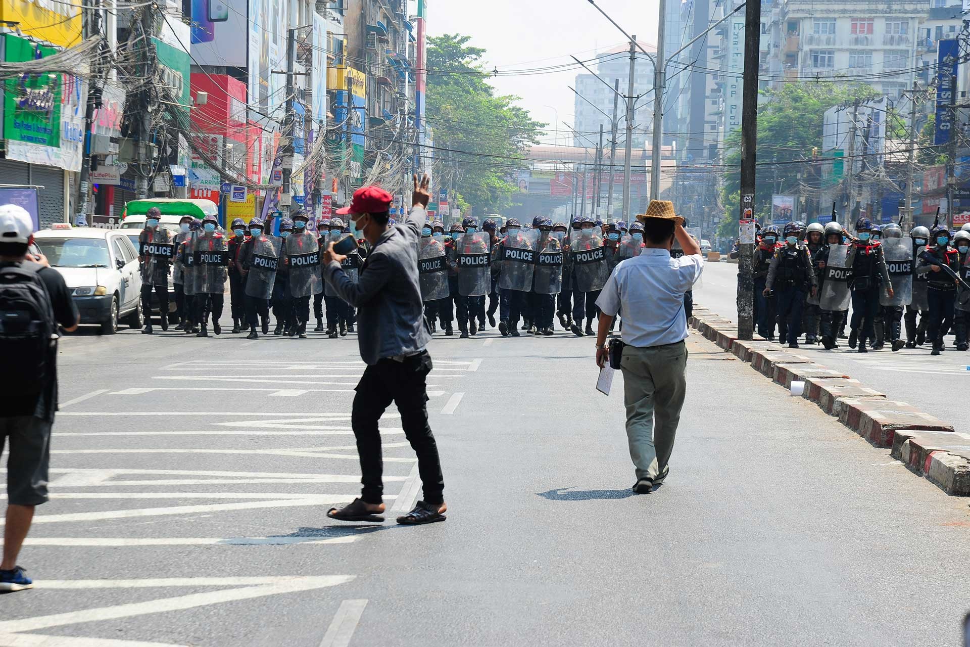 Myanmar'daki darbe karşıtı gösteriler