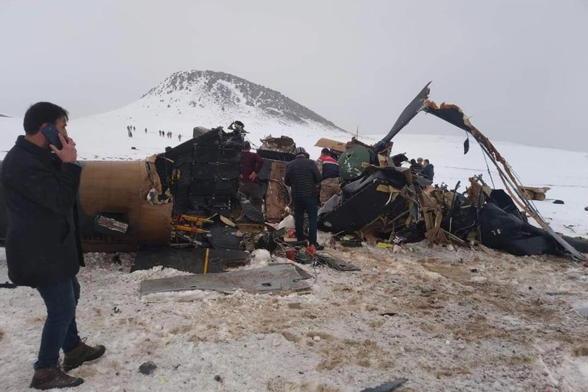 Milli Savunma Bakanlığı: Helikopter kazasının nedeni olumsuz hava şartları