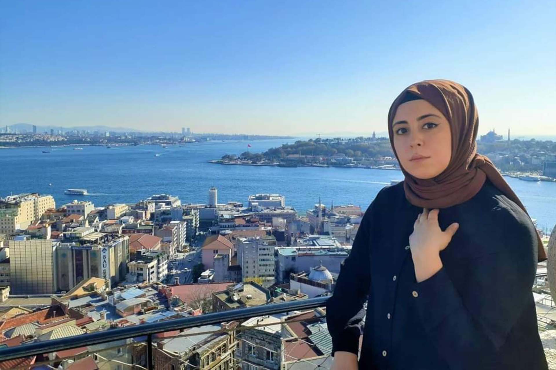 İstanbul'da Rabia Tanrıvermiş isimli genç kadın şüpheli bir şekilde hayatını kaybetti