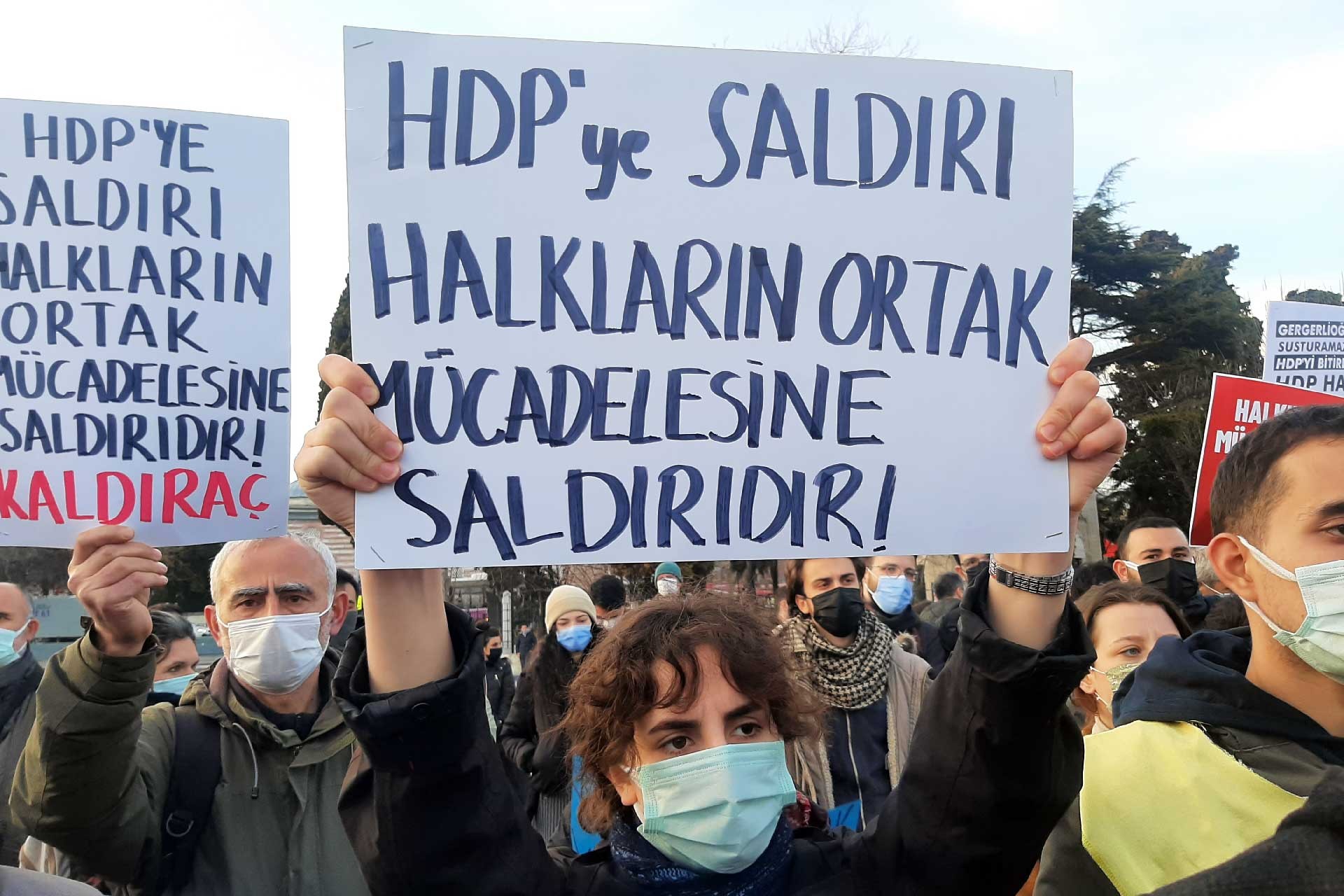 Pushing the HDP out of the realm of legal politics is an 'issue of survival' for the AKP