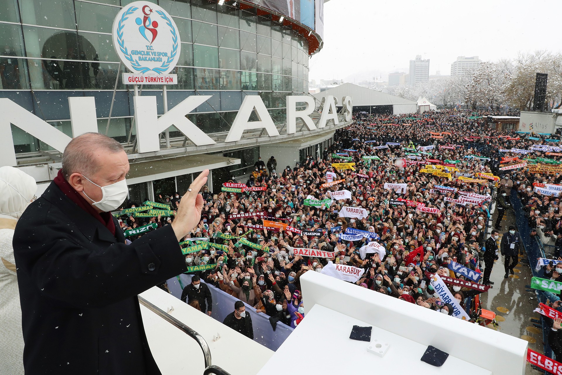 Emek Partisi Genel Başkanı Ercüment Akdeniz: Söylemler rüya satmaktan ibaret