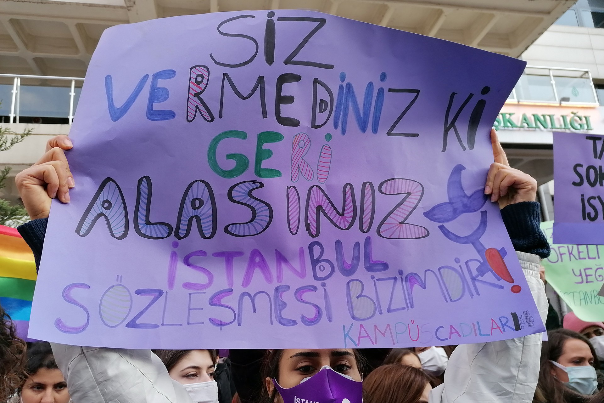 Türkiye’nin İstanbul Sözleşmesi’nden çekilmesi İsveç Parlamenosunda tartışılacak