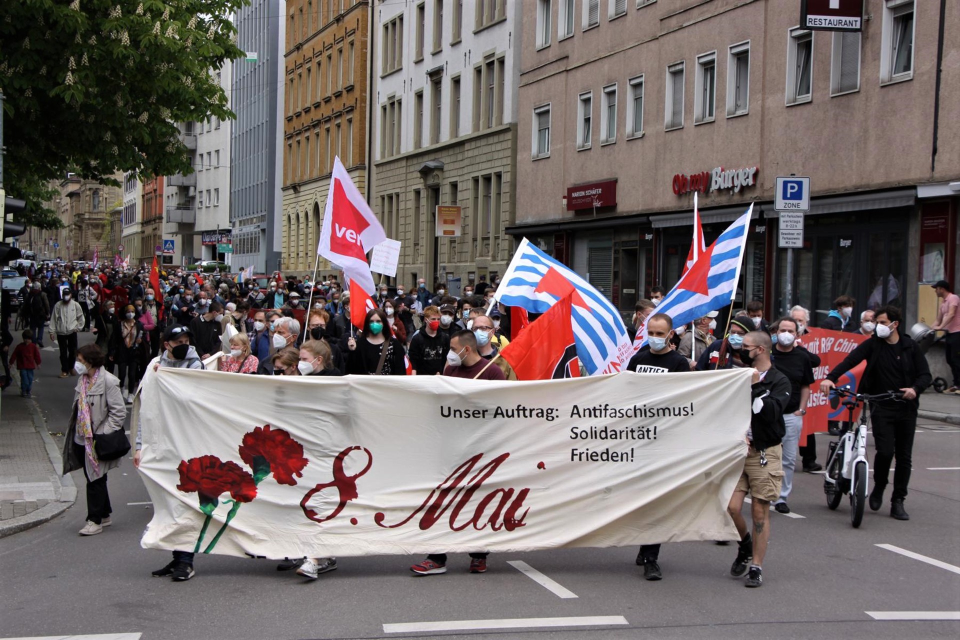 Stuttgart'ta Faşizme Karşı Halkların Zafer Günü 8 Mayıs kutlandı, anma düzenlendi