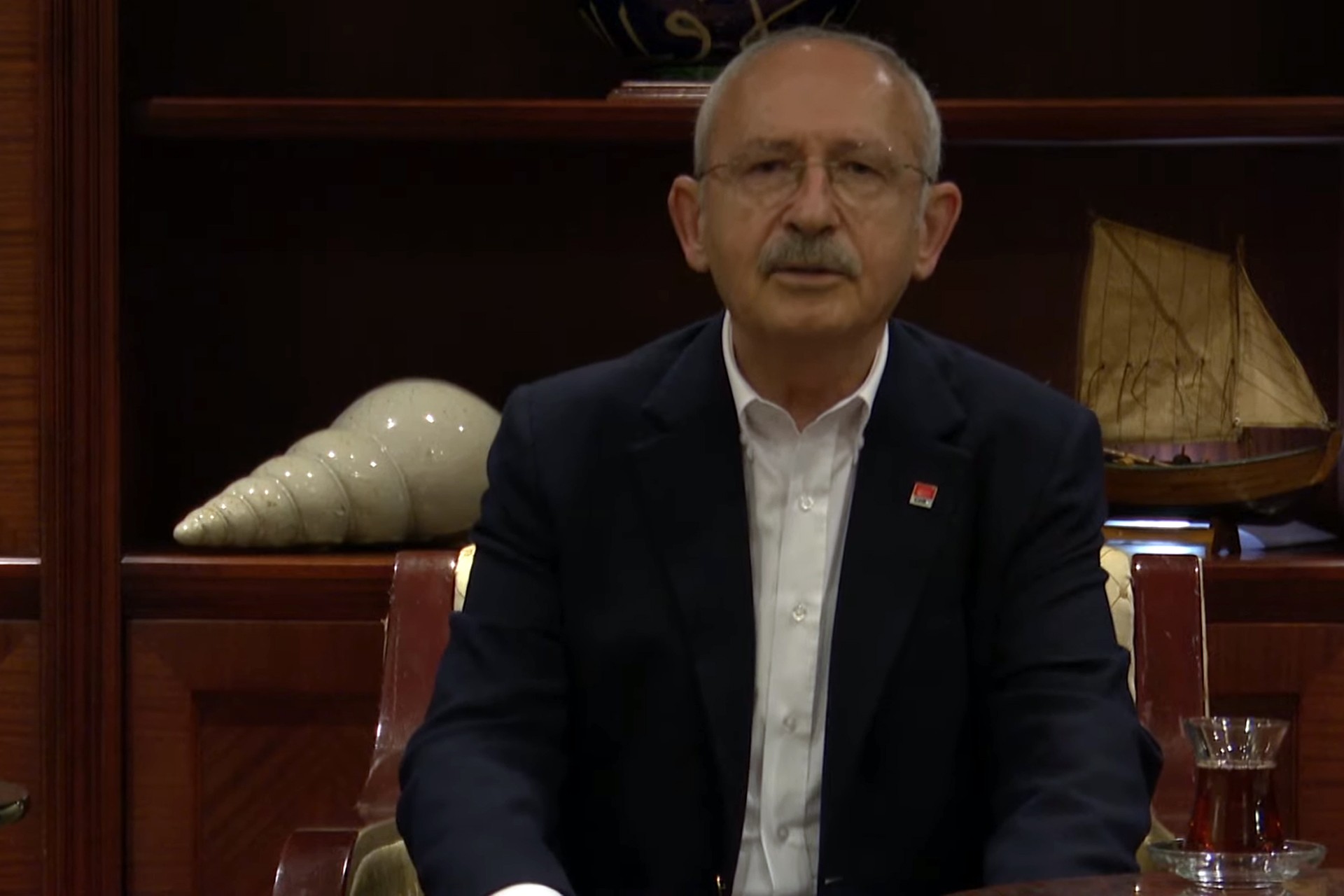 Kılıçdaroğlu: THK'nin uçaklarını kiralamak için aradım ama kayyuma ulaşamadım