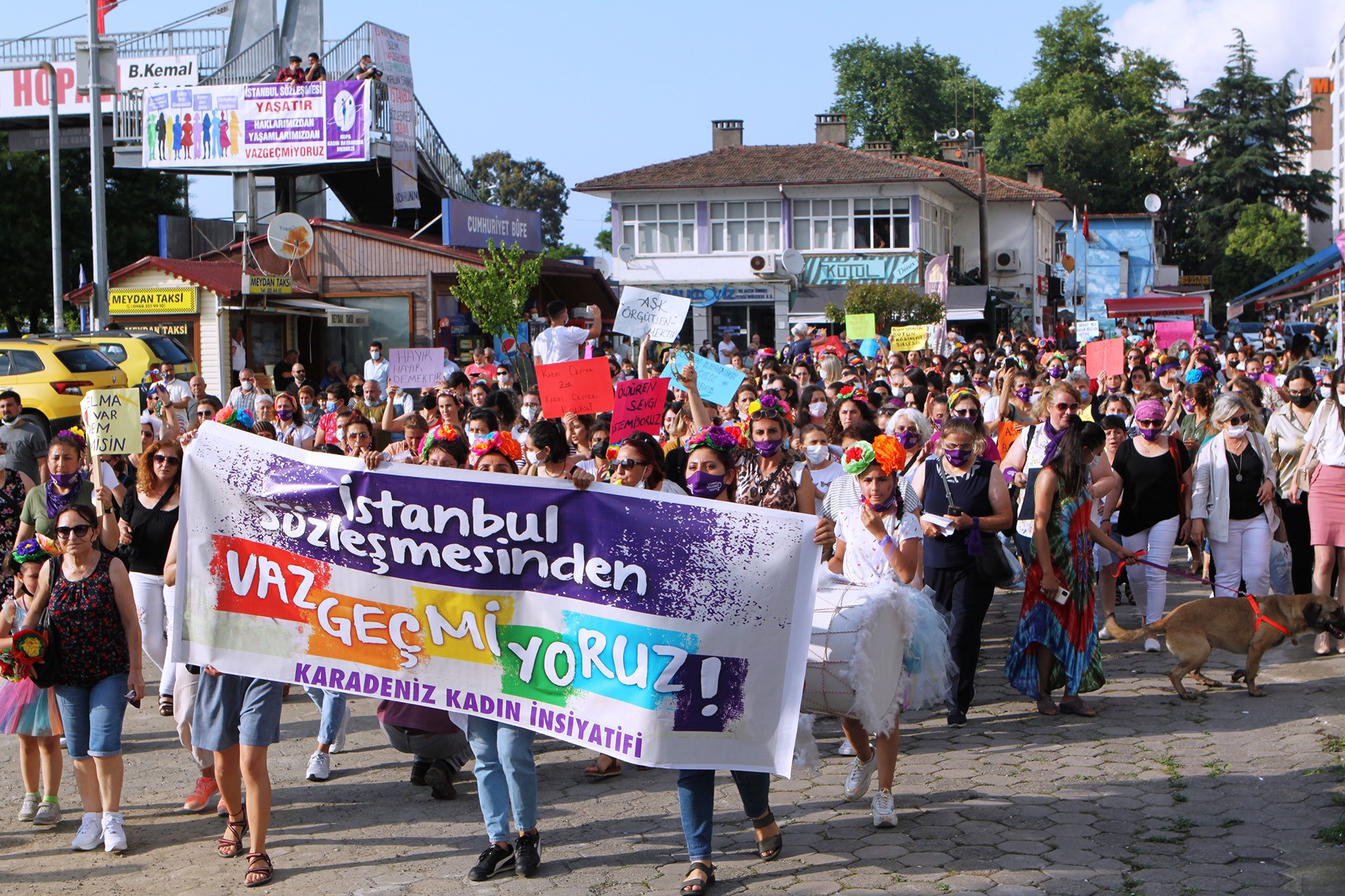 Ordu'da İstanbul Sözleşmesi için buluşan kadınlar 