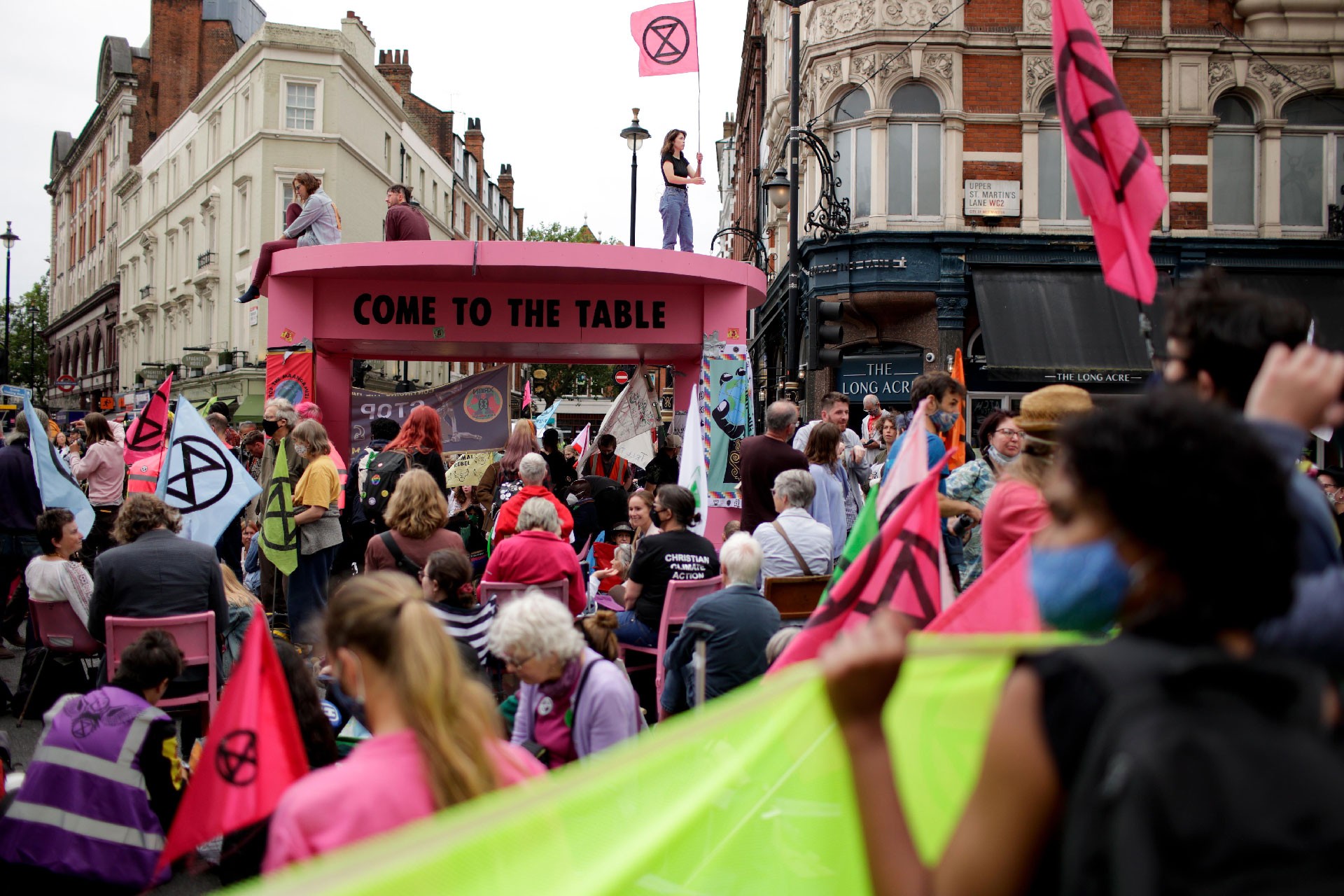 Extinction Rebellion, Londra'da 2 haftalık iklim eylemi başlattı