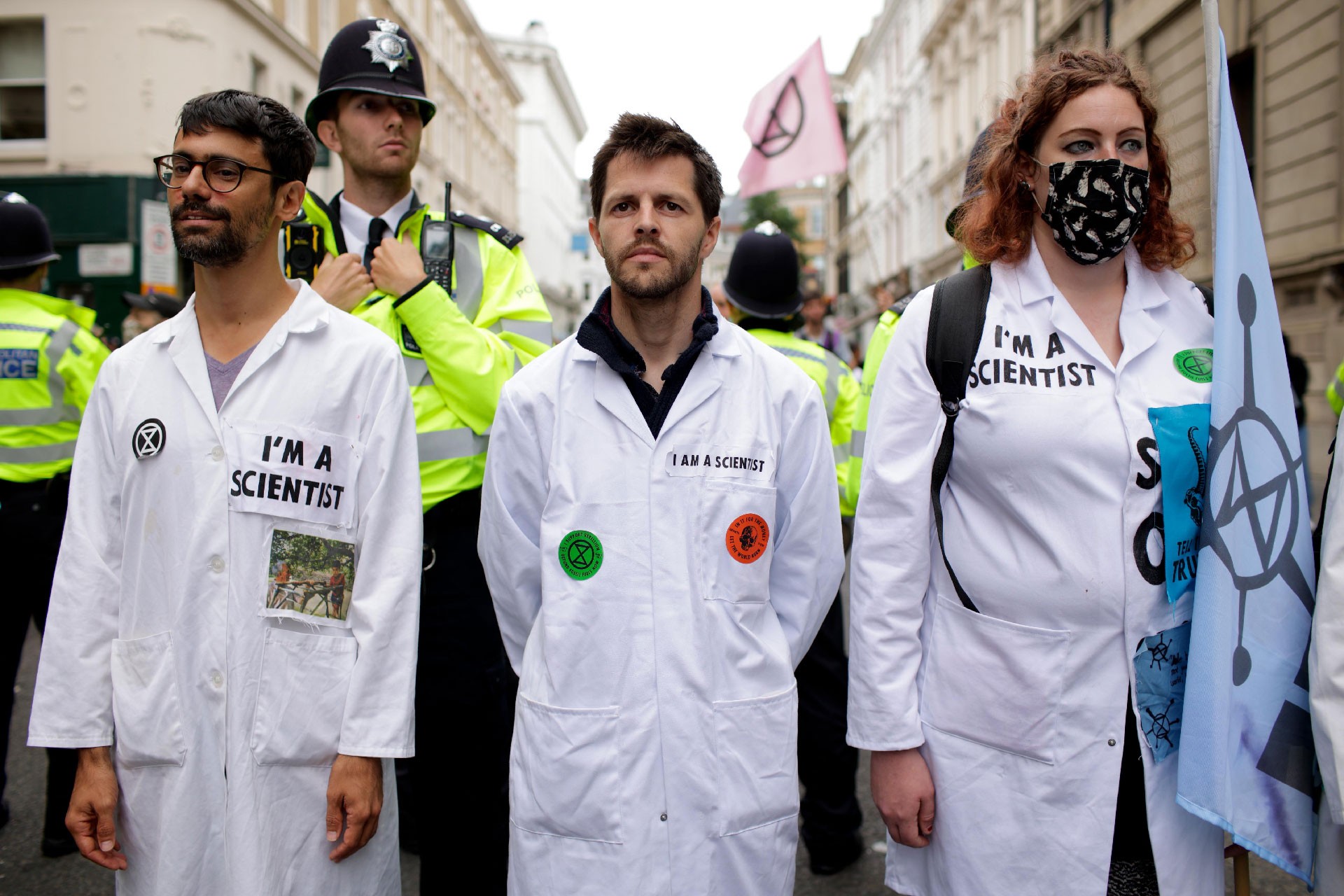 Extinction Rebellion, Londra'da 2 haftalık iklim eylemi başlattı