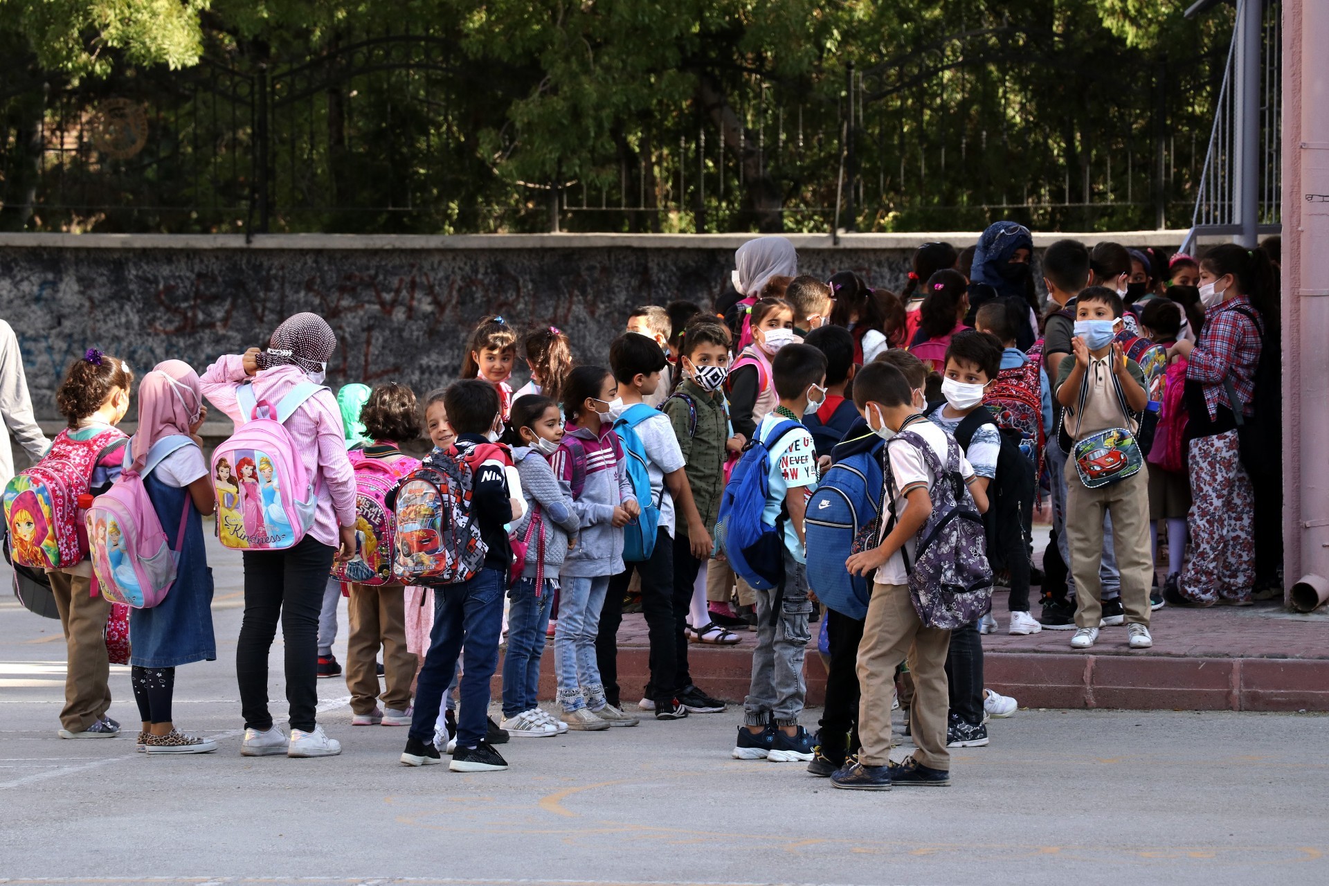 EMEP: Parasız, bilimsel, demokratik ve sağlıklı eğitim için mücadeleyi yükseltelim