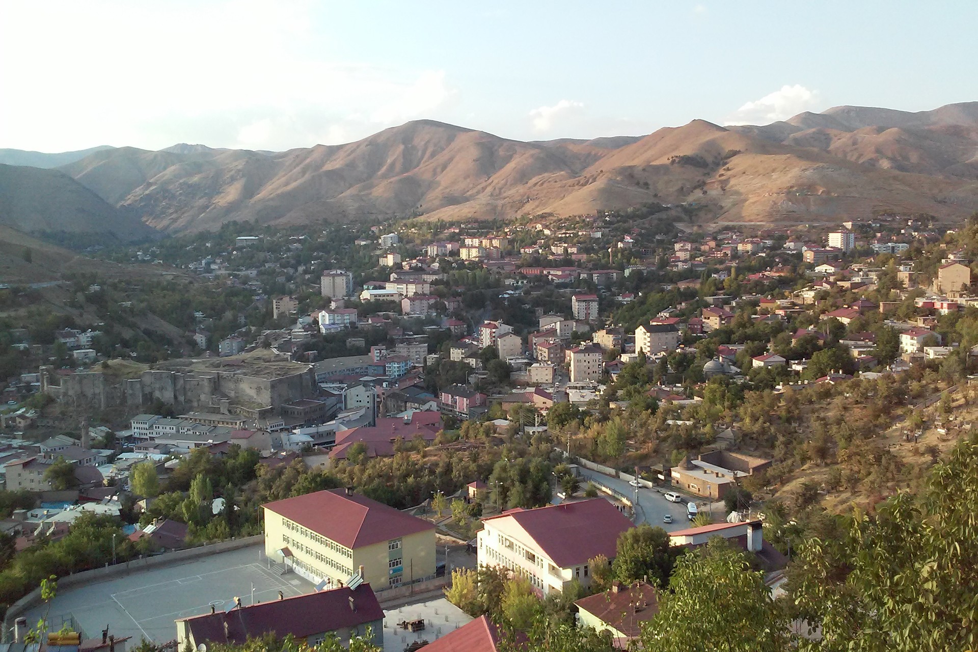 Bitlis’te askeri operasyon gerekçesiyle sokağa çıkma yasağı ilan edildi