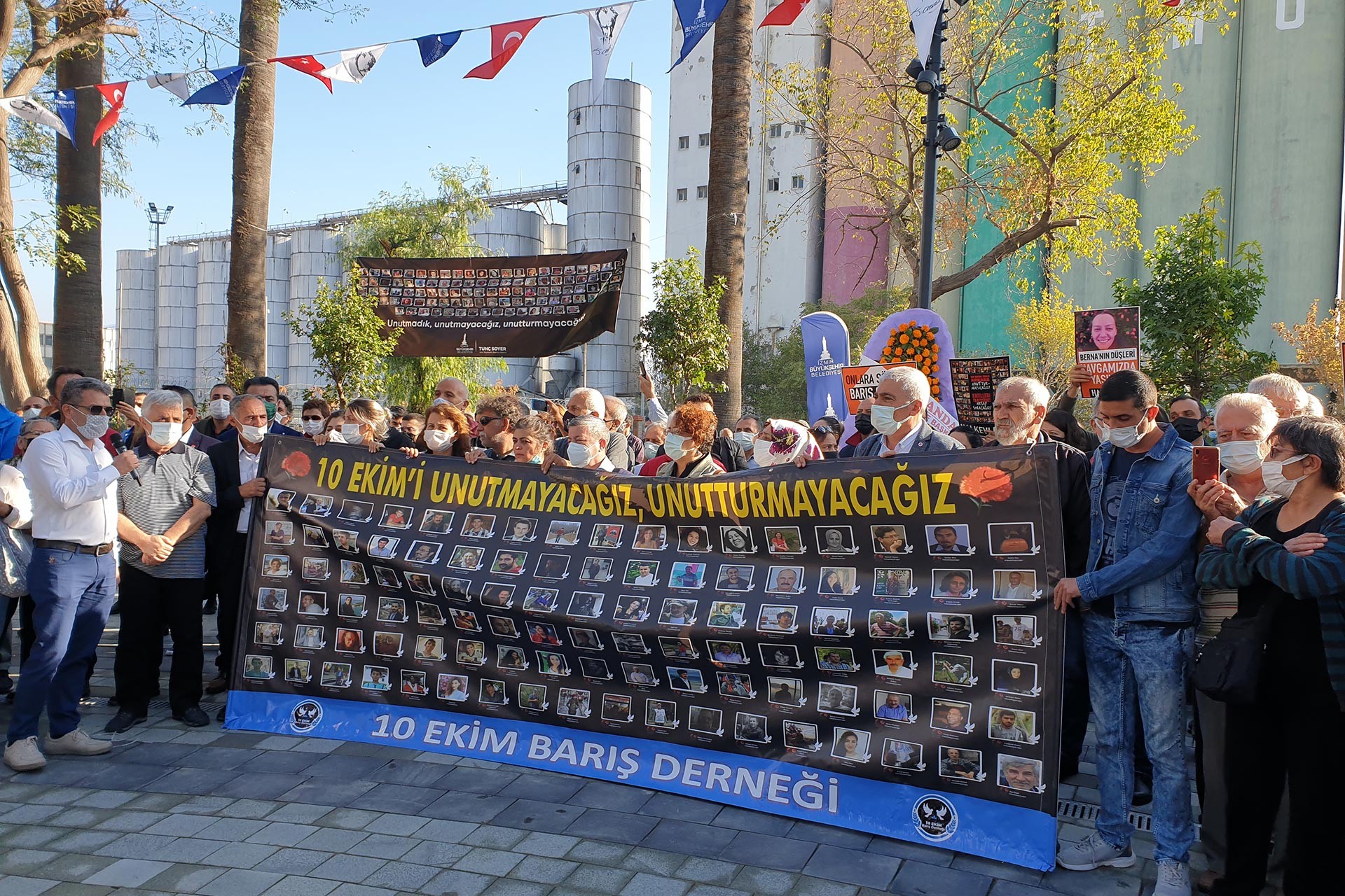 İzmir Emek ve Demokrasi Güçleri: 10 Ekim Ankara Katliamı siyasi bir cinayettir