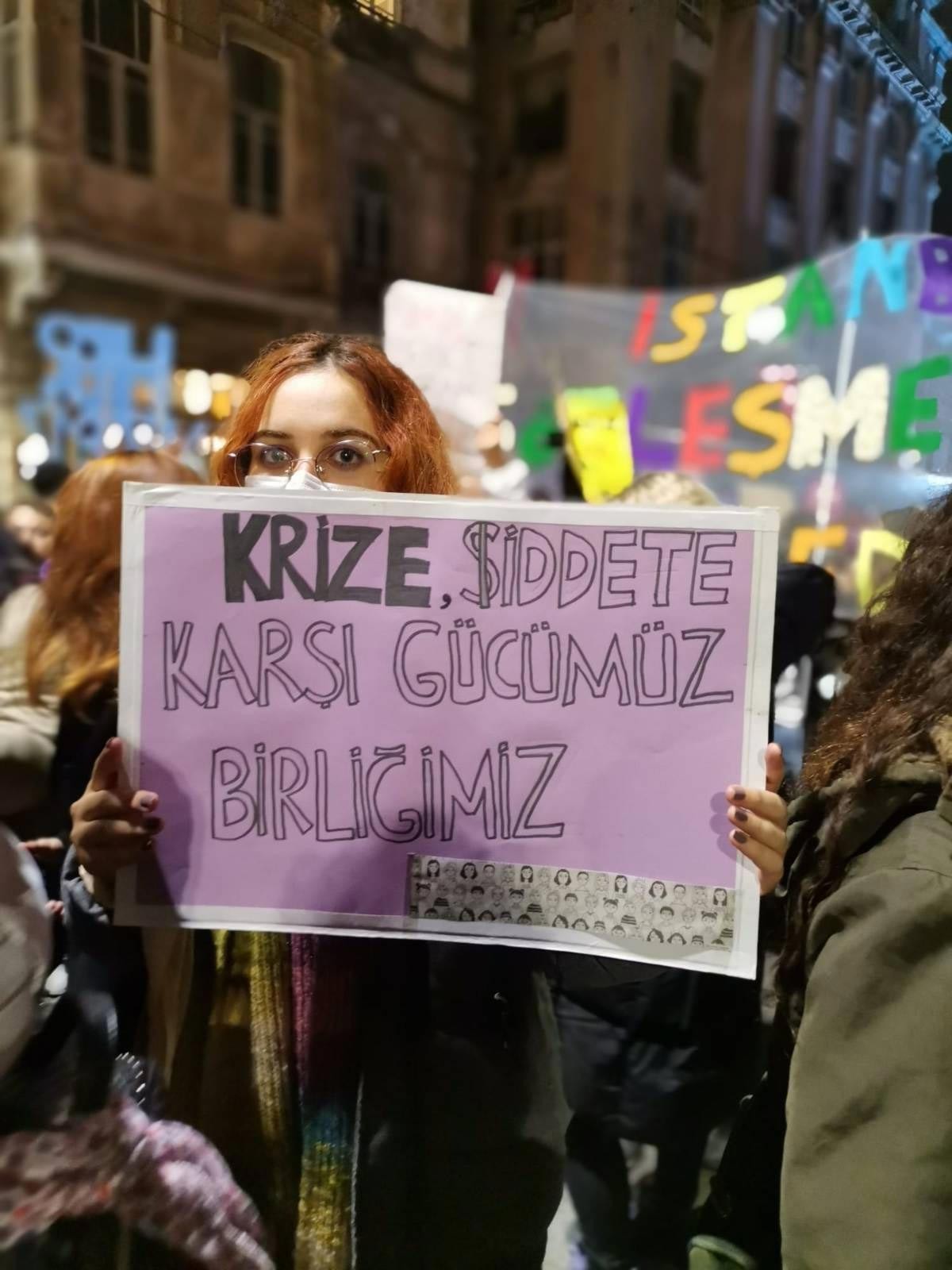 25 kasım eyleminden bir döviz