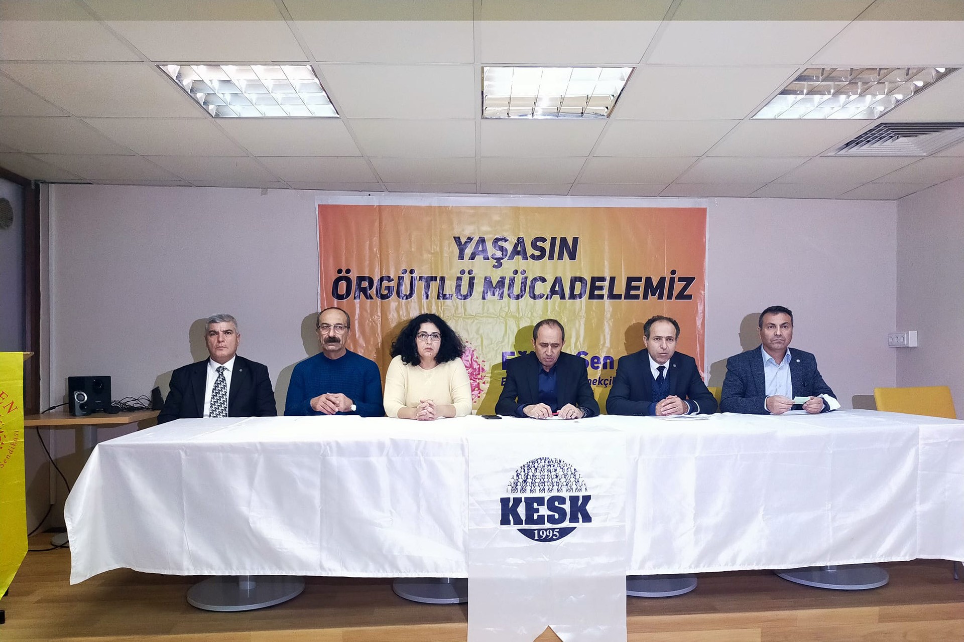 KESK'in miting hazırlığı sürüyor: TL'nin değer kaybıyla maaş artışı şimdiden hükmünü yitirdi