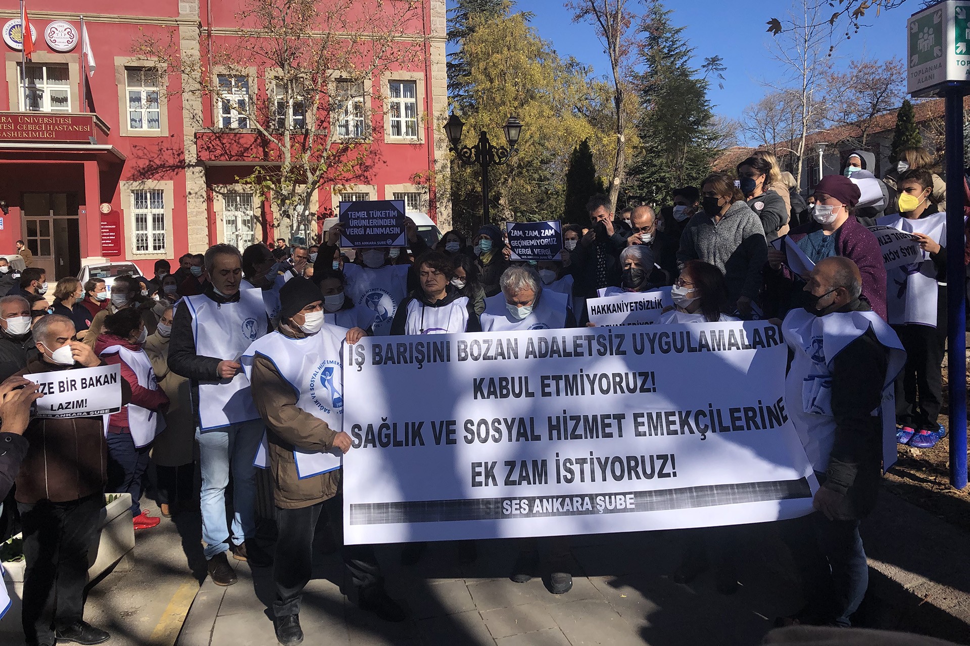 Ses Ankara Şube üyeleri açıklama yaptı