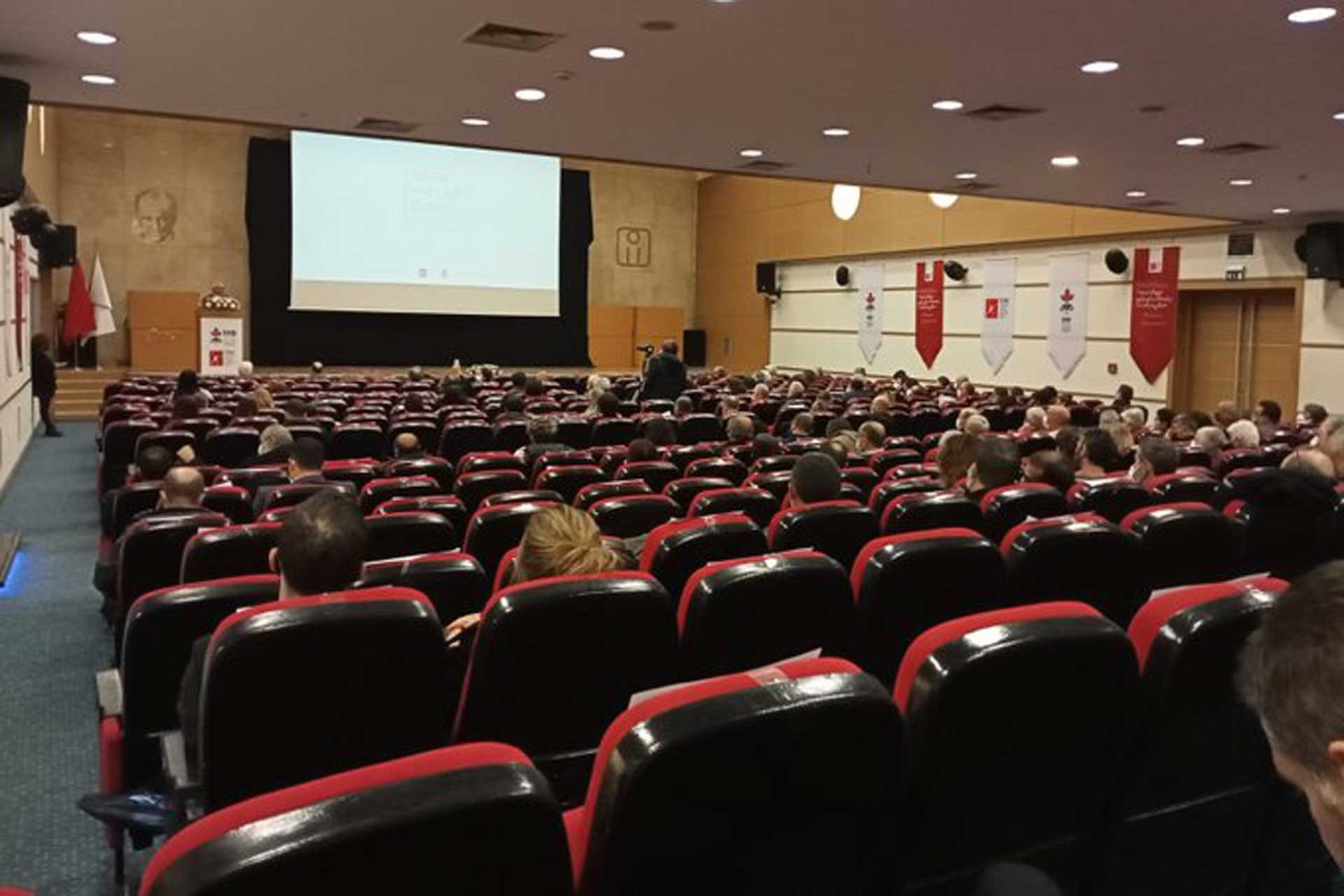 “İnsanlığa Gönderilmiş Mektuplar” belgeselinin gösterimi İnsan Hakları Gününde yapıldı