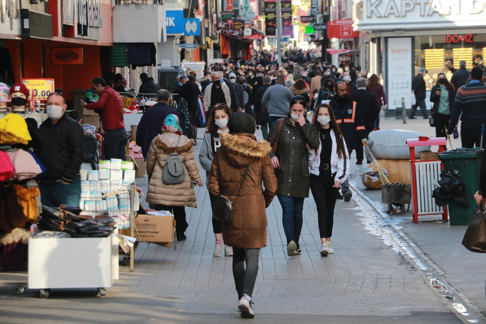 Türkiye'de koronavirüs | 18 bin 762 yeni vaka, 176 can kaybı (20 Aralık 2021)